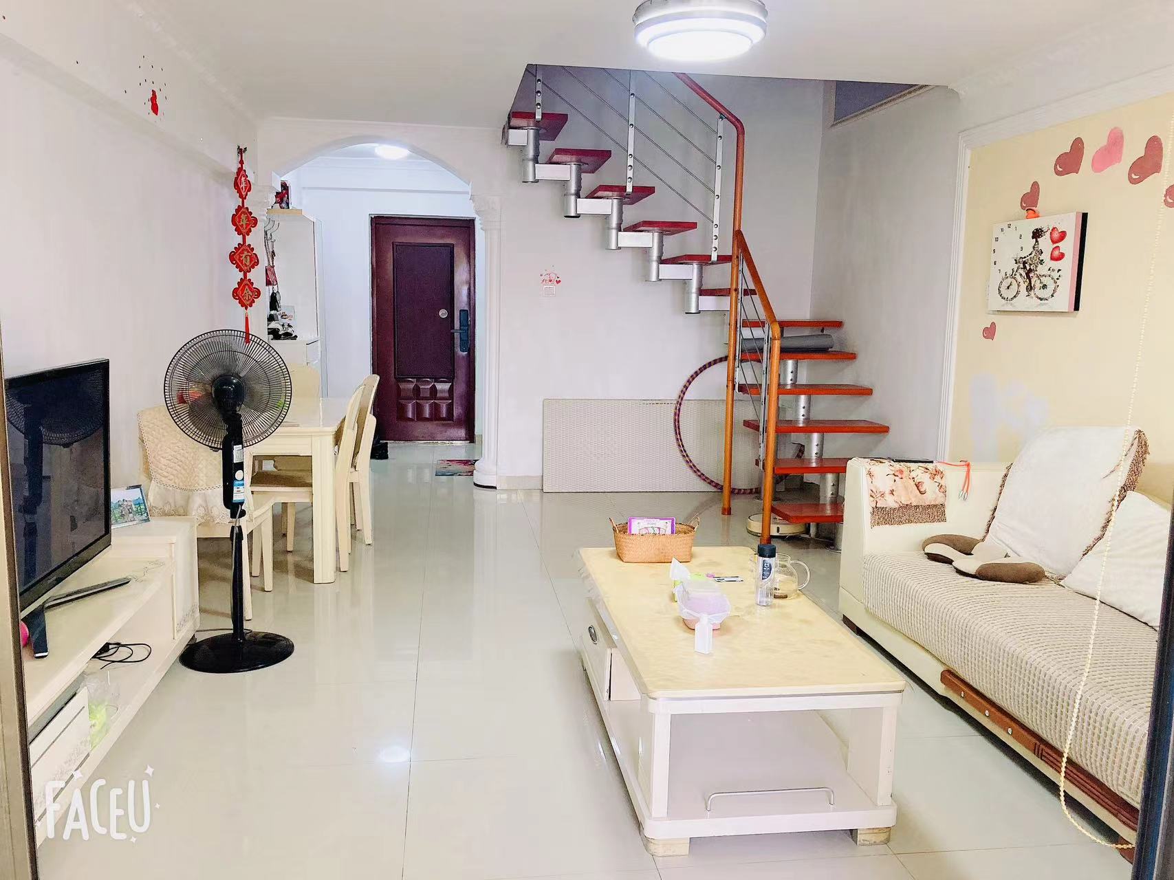 华林广场 2室1厅1卫 2500.0元/月 华林广场 2室1厅1卫 2500.0元/月室内图