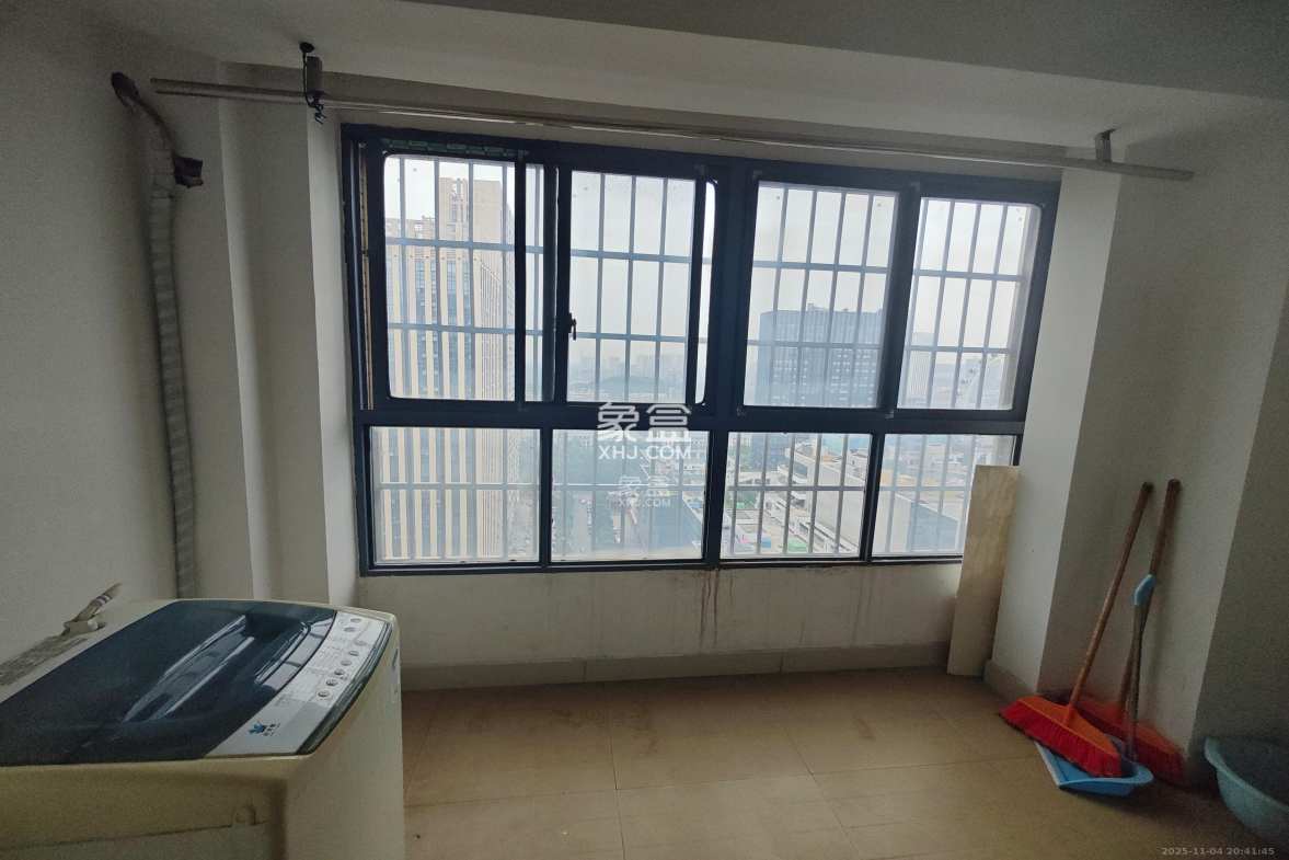 新长海广场 1室1厅1卫 1600.0元/月 新长海广场 1室1厅1卫 1600.0元/月室内图