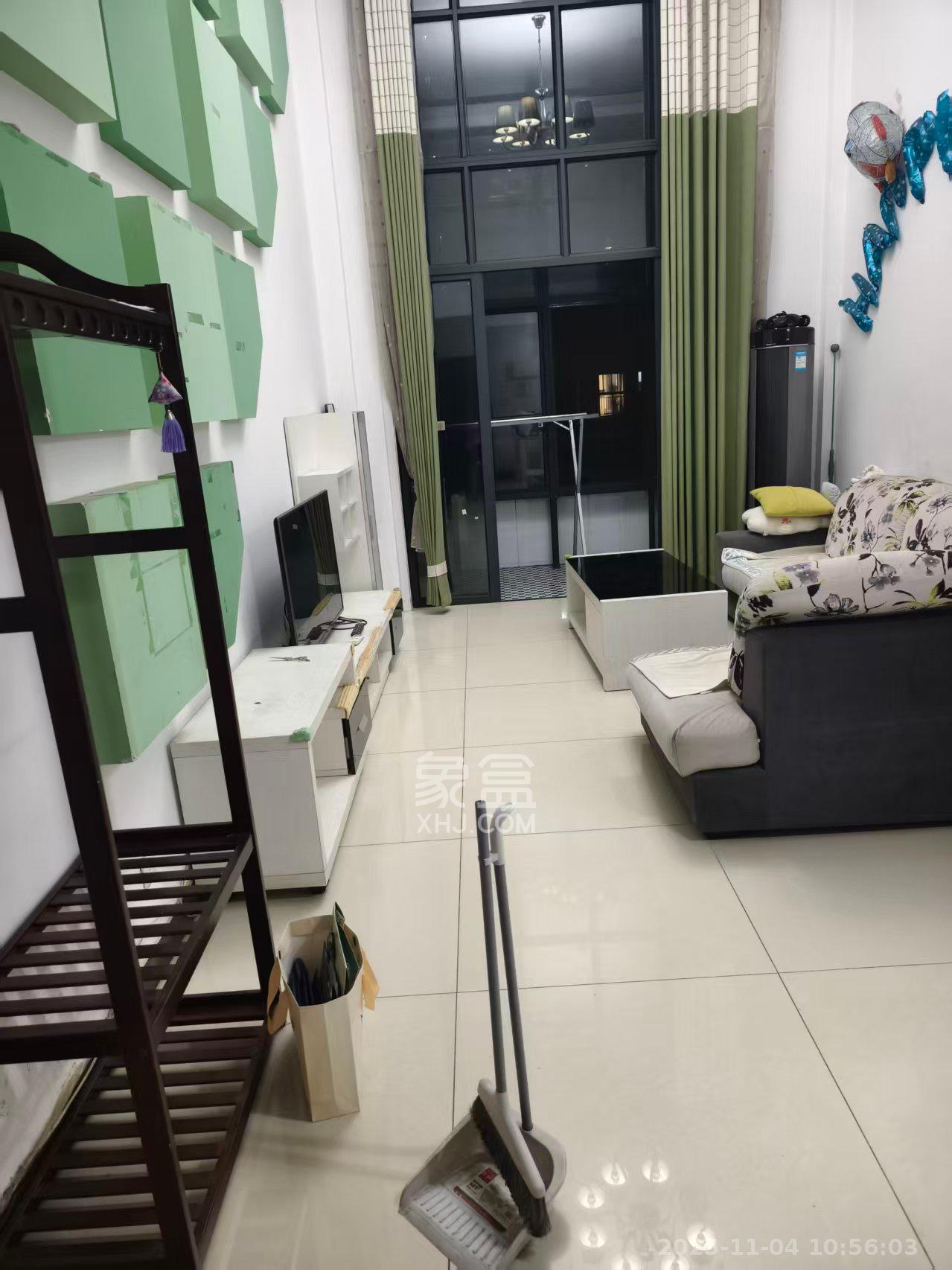 保利麓谷林语A区 2室2厅1卫 2300.0元/月 保利麓谷林语A区 2室2厅1卫 2300.0元/月室内图