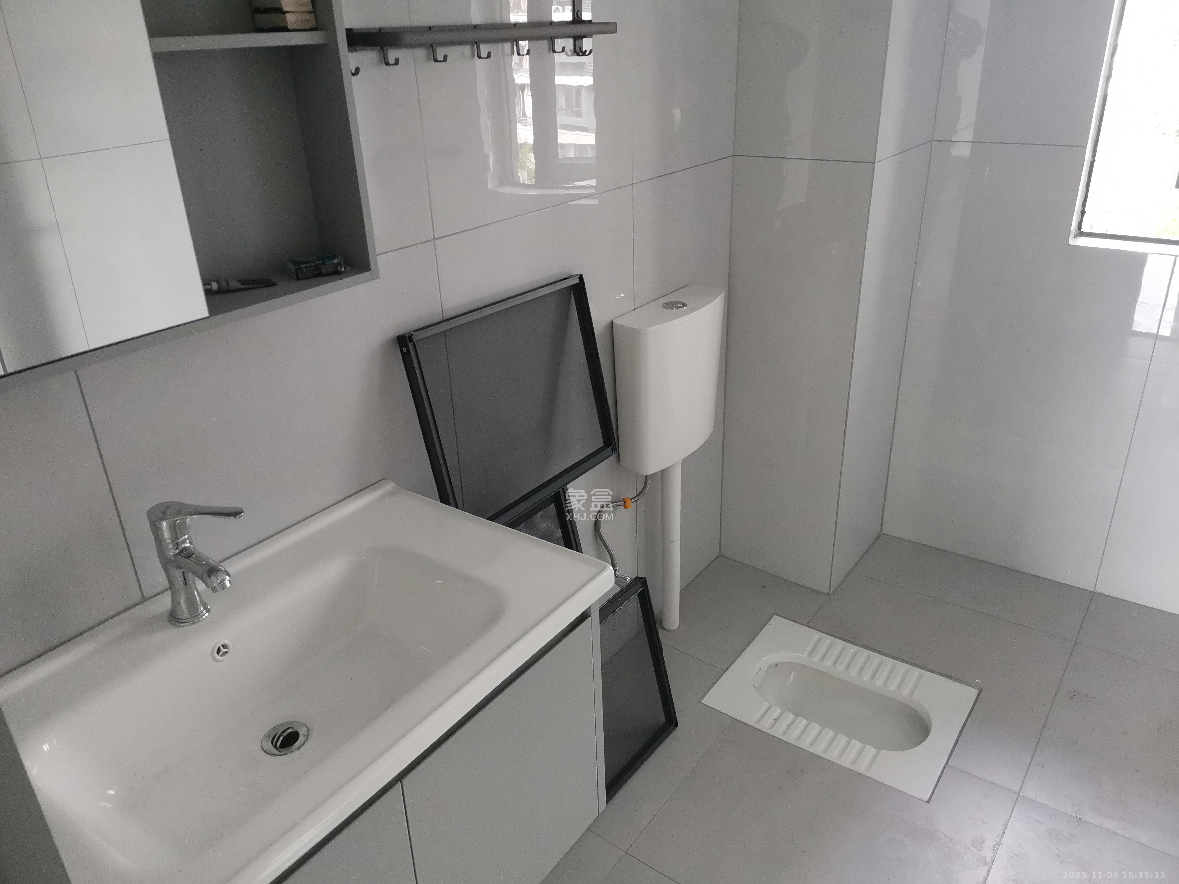 保利恒伟时光印象 3室2厅2卫 2600.0元/月 保利恒伟时光印象 3室2厅2卫 2600.0元/月室内图