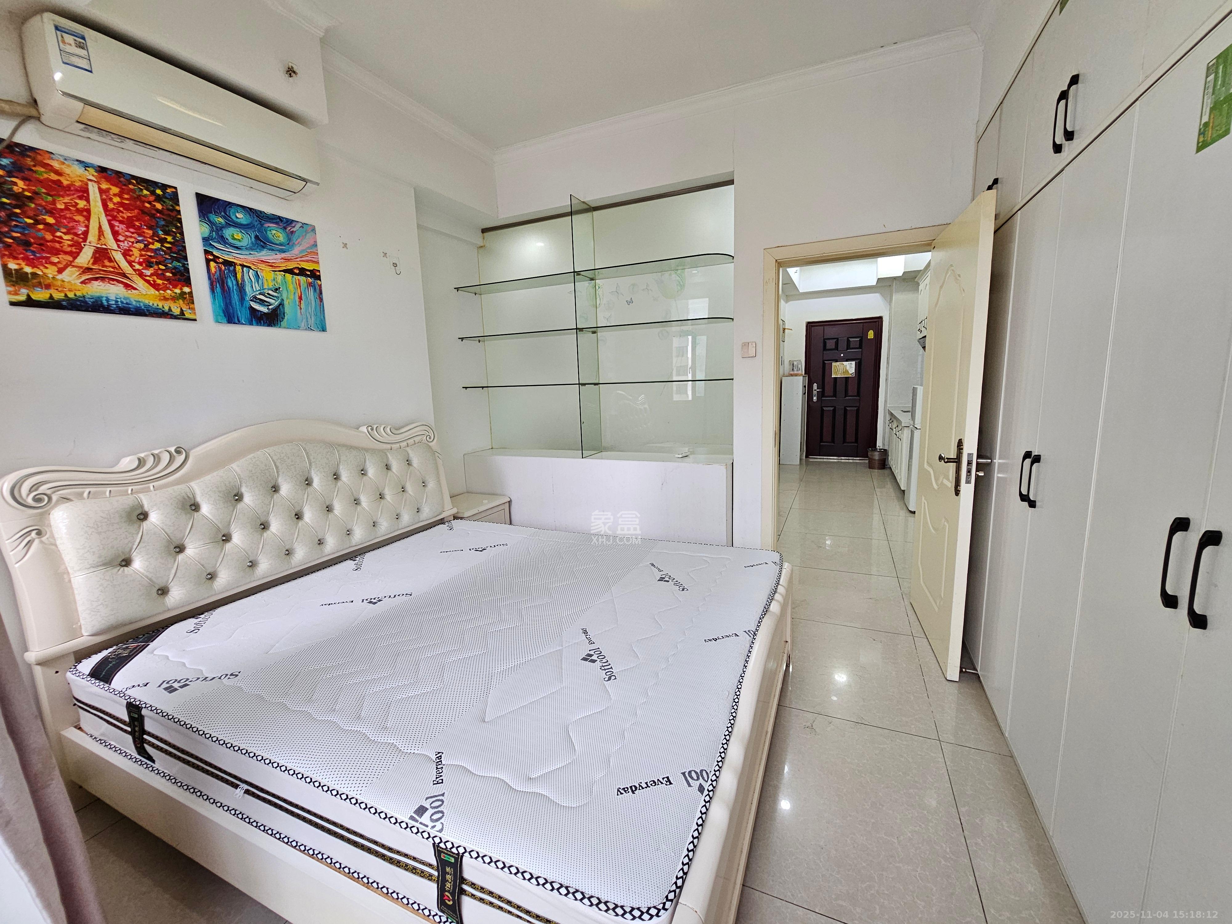 北辰三角洲E4区  1室1厅1卫    1800.0元/月室内图