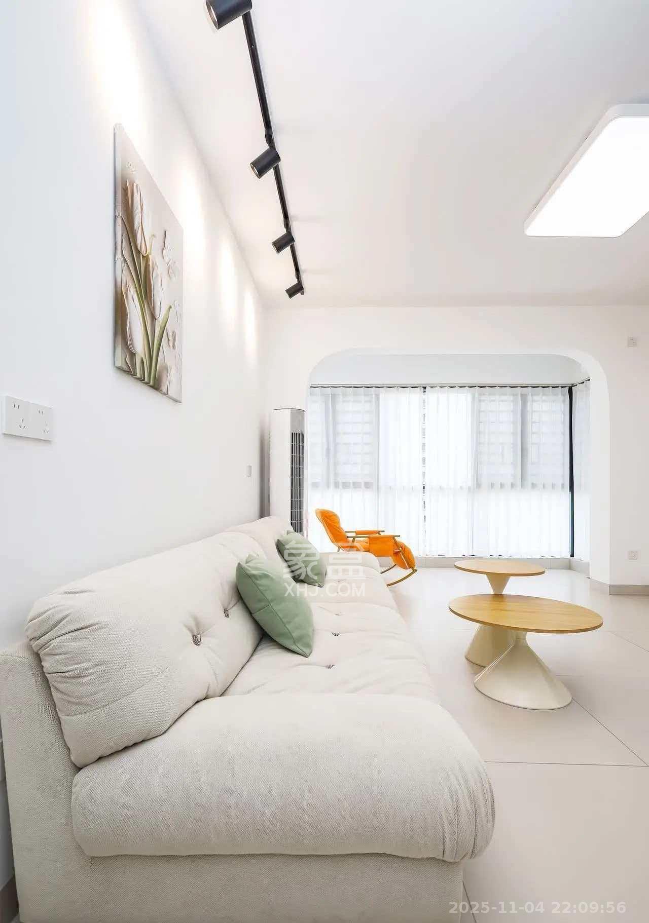 麓谷创智汇  3室2厅2卫    2500.0元/月室内图