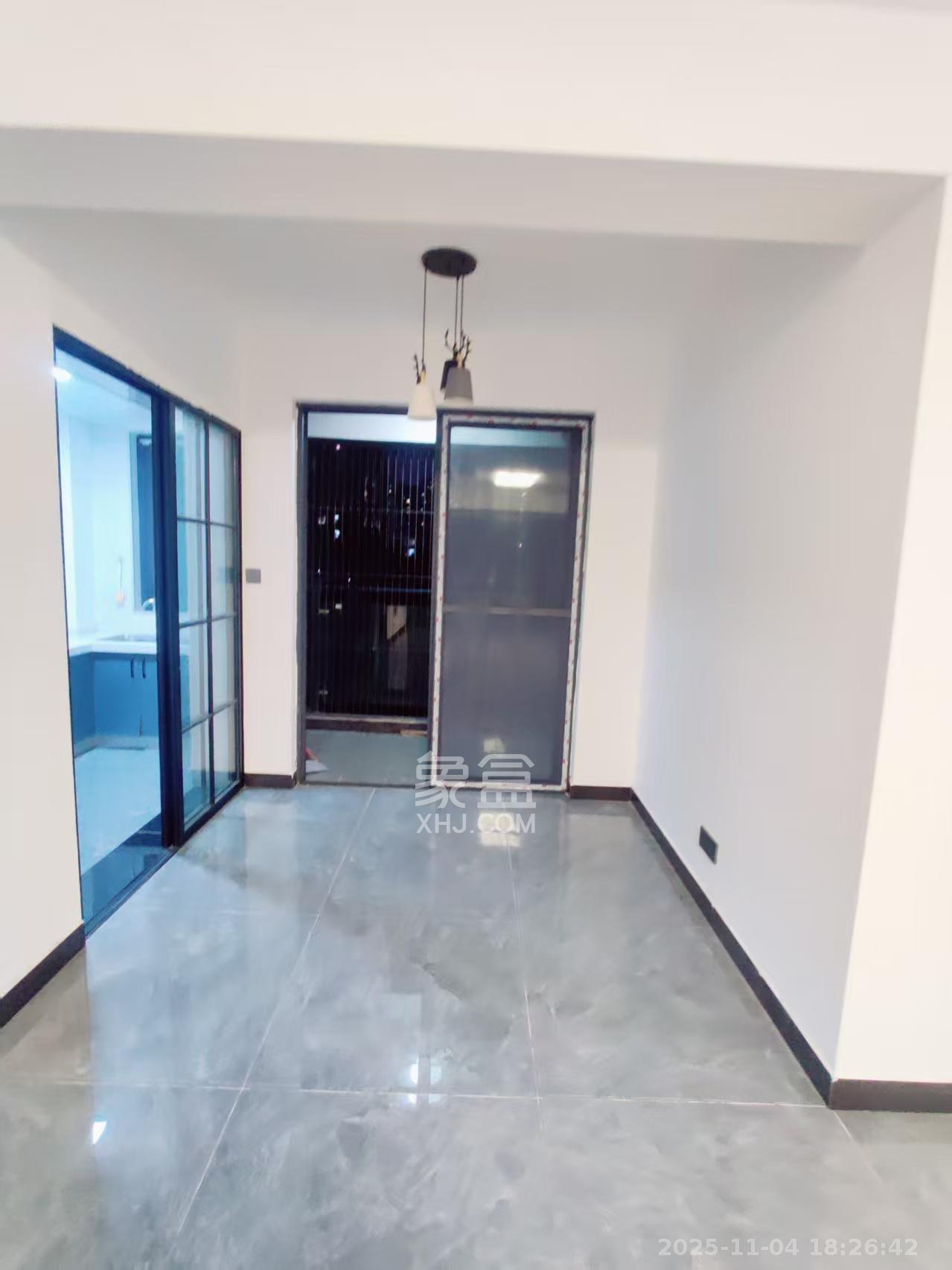 明发阅江悦府 4室2厅2卫 2500.0元/月 明发阅江悦府 4室2厅2卫 2500.0元/月室内图