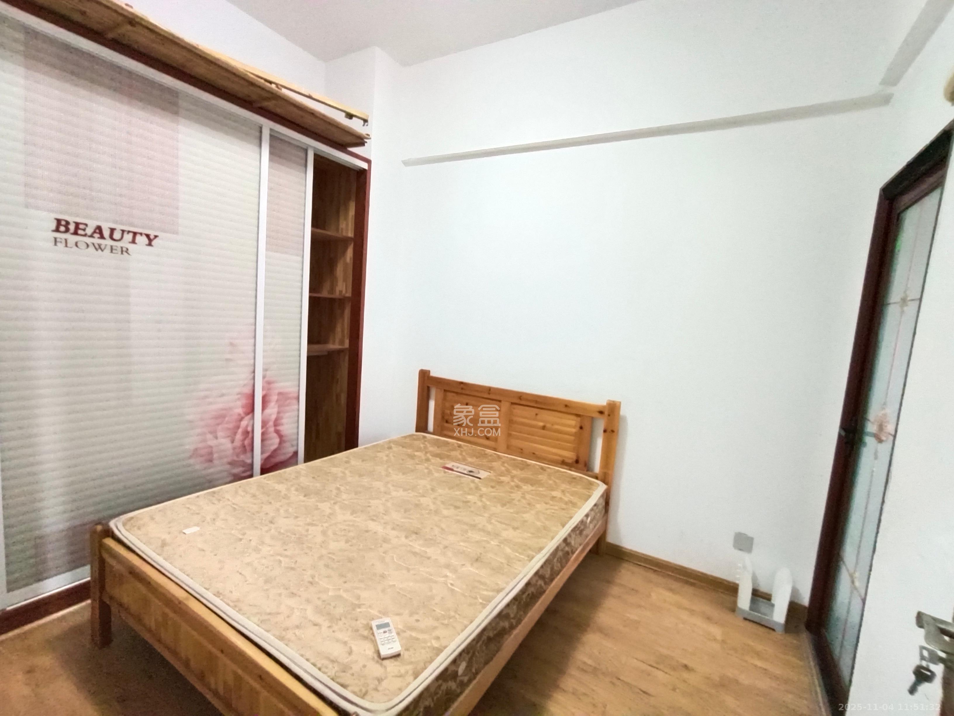 红树湾 2室2厅1卫 1600.0元/月 红树湾 2室2厅1卫 1600.0元/月室内图