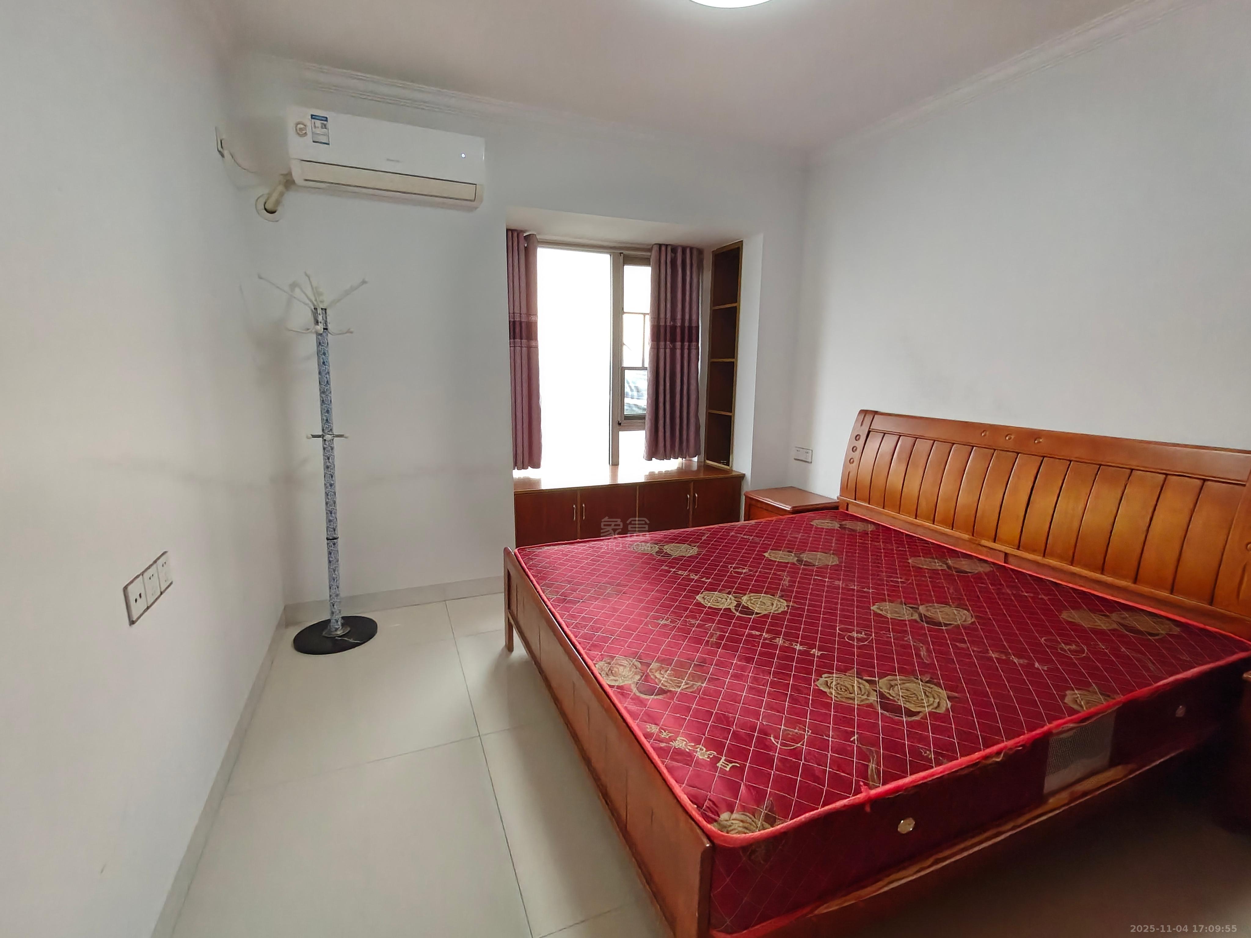 佳兆业金域天下三期  1室1厅1卫    1500.0元/月室内图