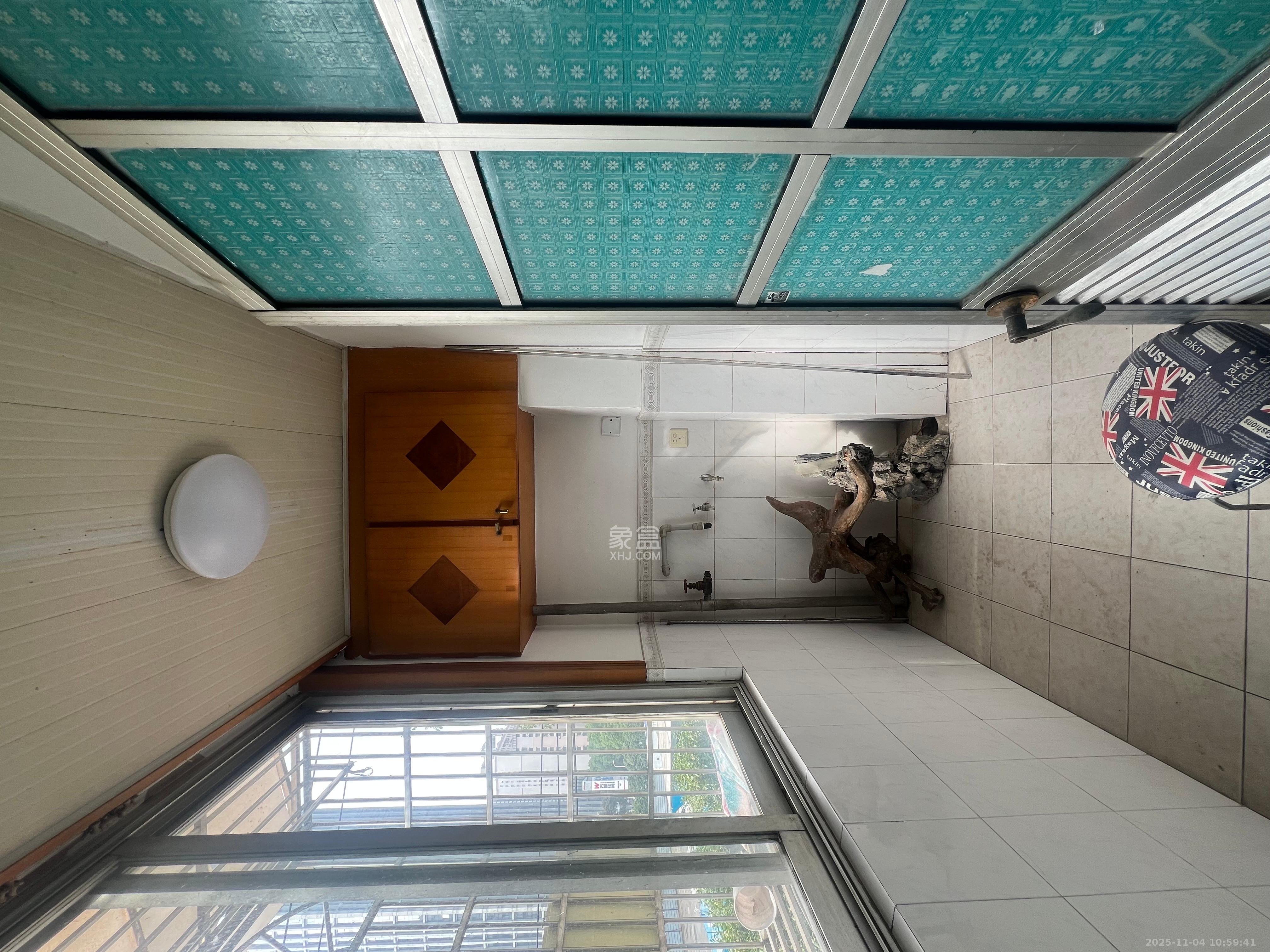 姚正街商住楼 3室2厅1卫 2700.0元/月 姚正街商住楼 3室2厅1卫 2700.0元/月室内图