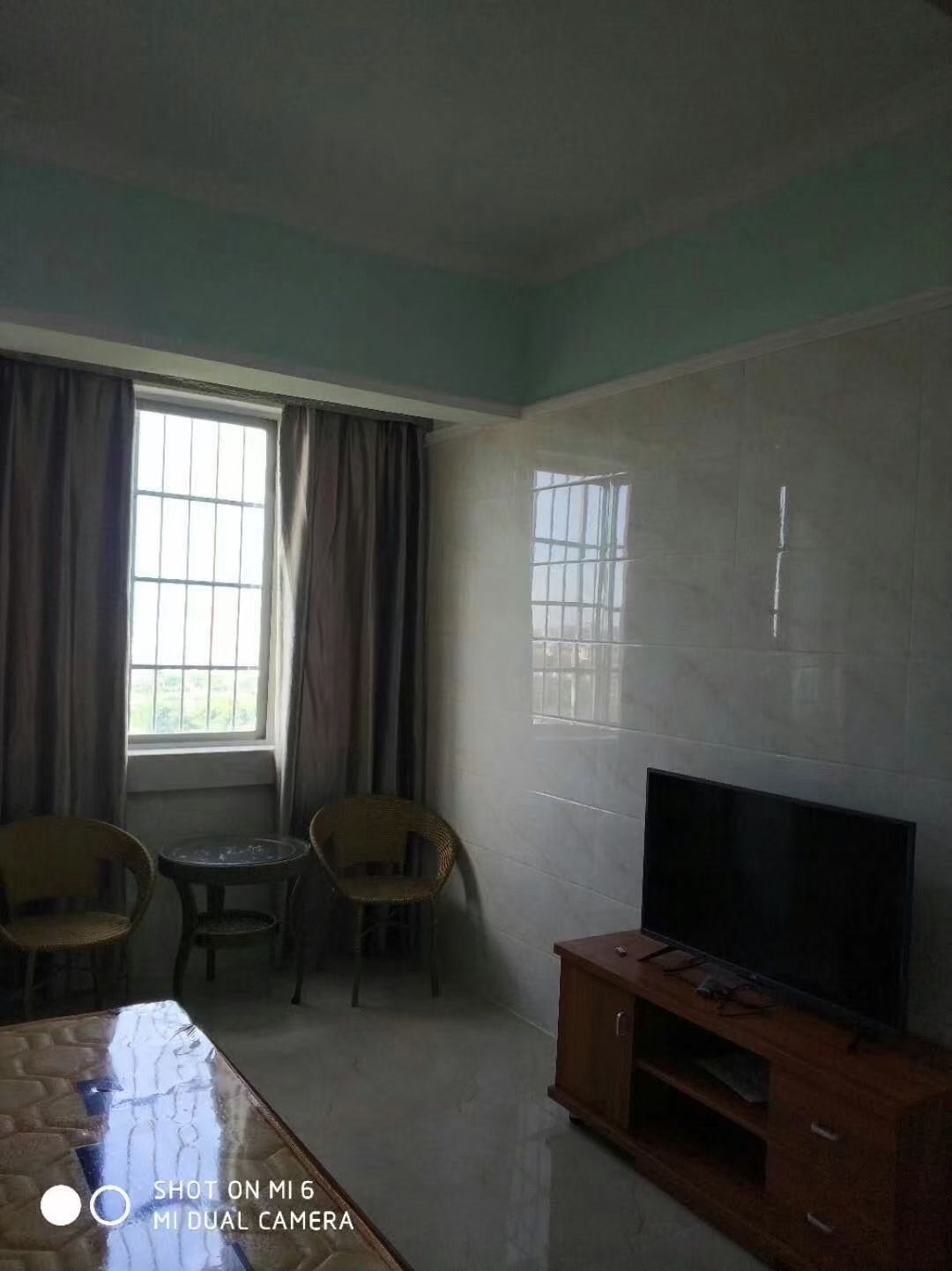 华发大厦 1室1厅1卫 1100.0元/月 华发大厦 1室1厅1卫 1100.0元/月室内图