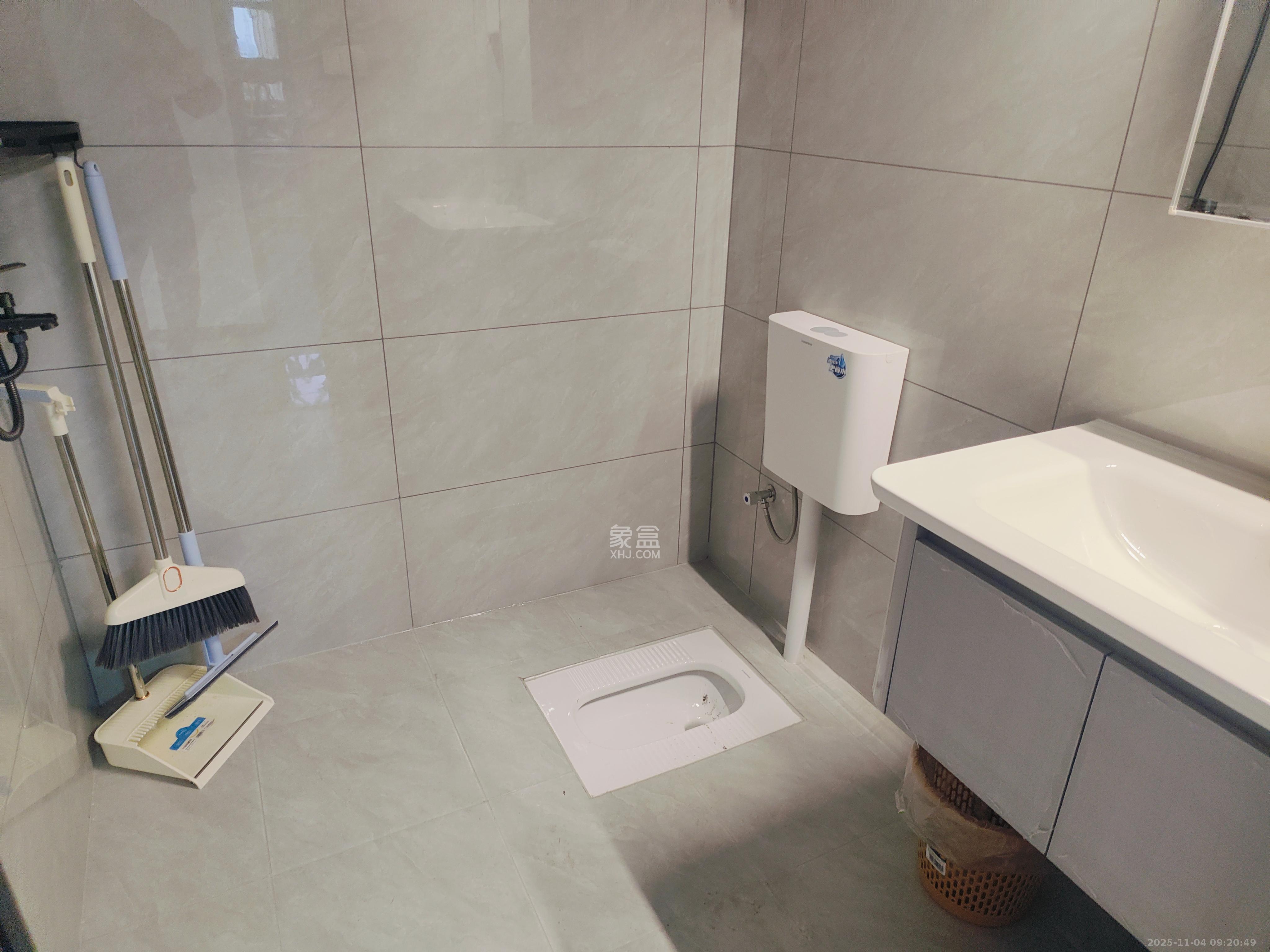 新长海漓湘悦 2室1厅1卫 2200.0元/月 新长海漓湘悦 2室1厅1卫 2200.0元/月室内图