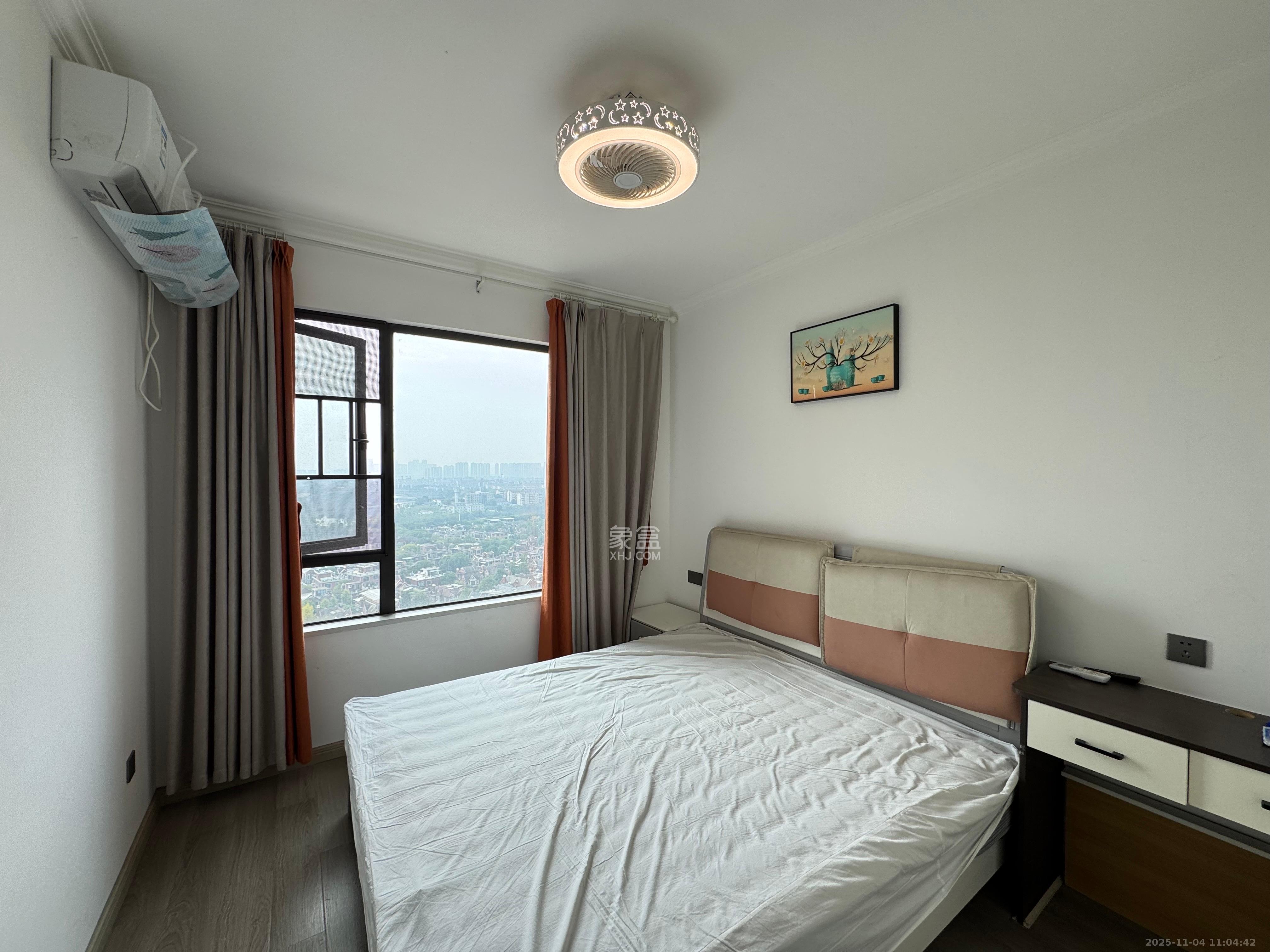 东合新苑  2室1厅1卫    2200.0元/月室内图