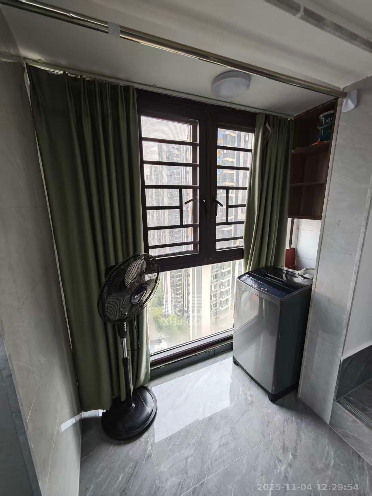 万科金色梦想B区 1室0厅0卫 1700.0元/月 万科金色梦想B区 1室0厅0卫 1700.0元/月室内图