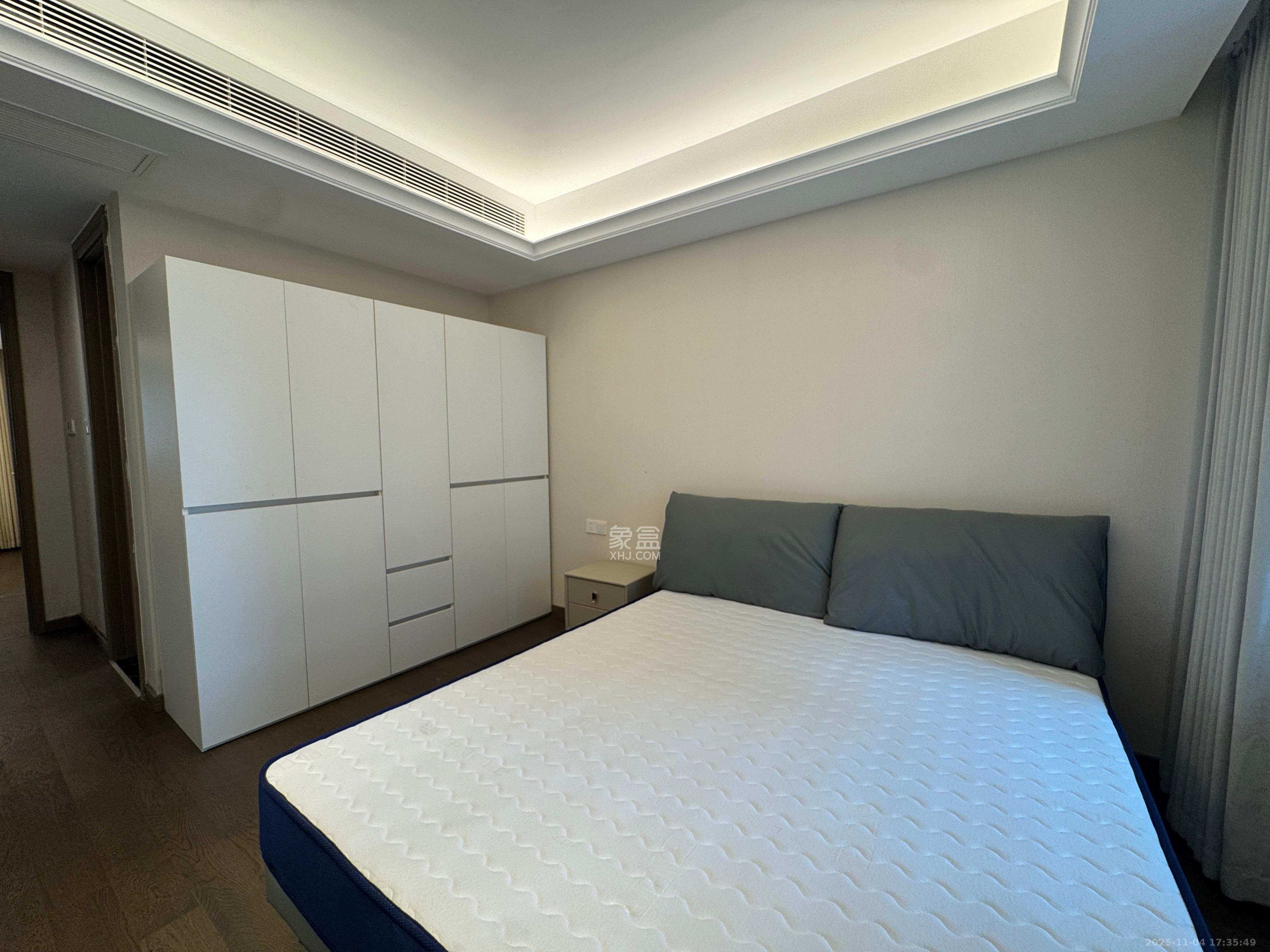 新力铂园（江山云著）  3室2厅2卫    4300.0元/月室内图