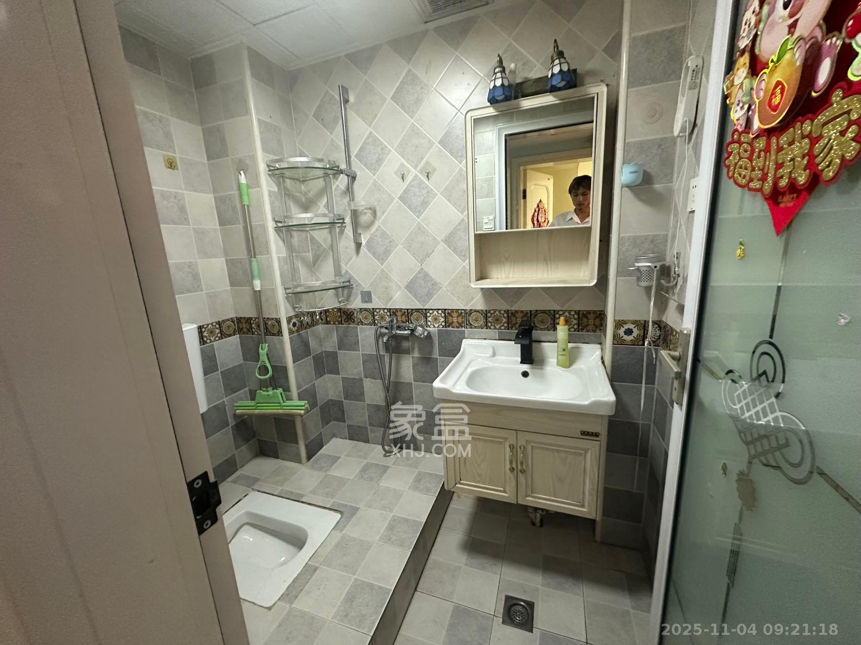 蓝湾国际广场 2室1厅1卫 2200.0元/月 蓝湾国际广场 2室1厅1卫 2200.0元/月室内图