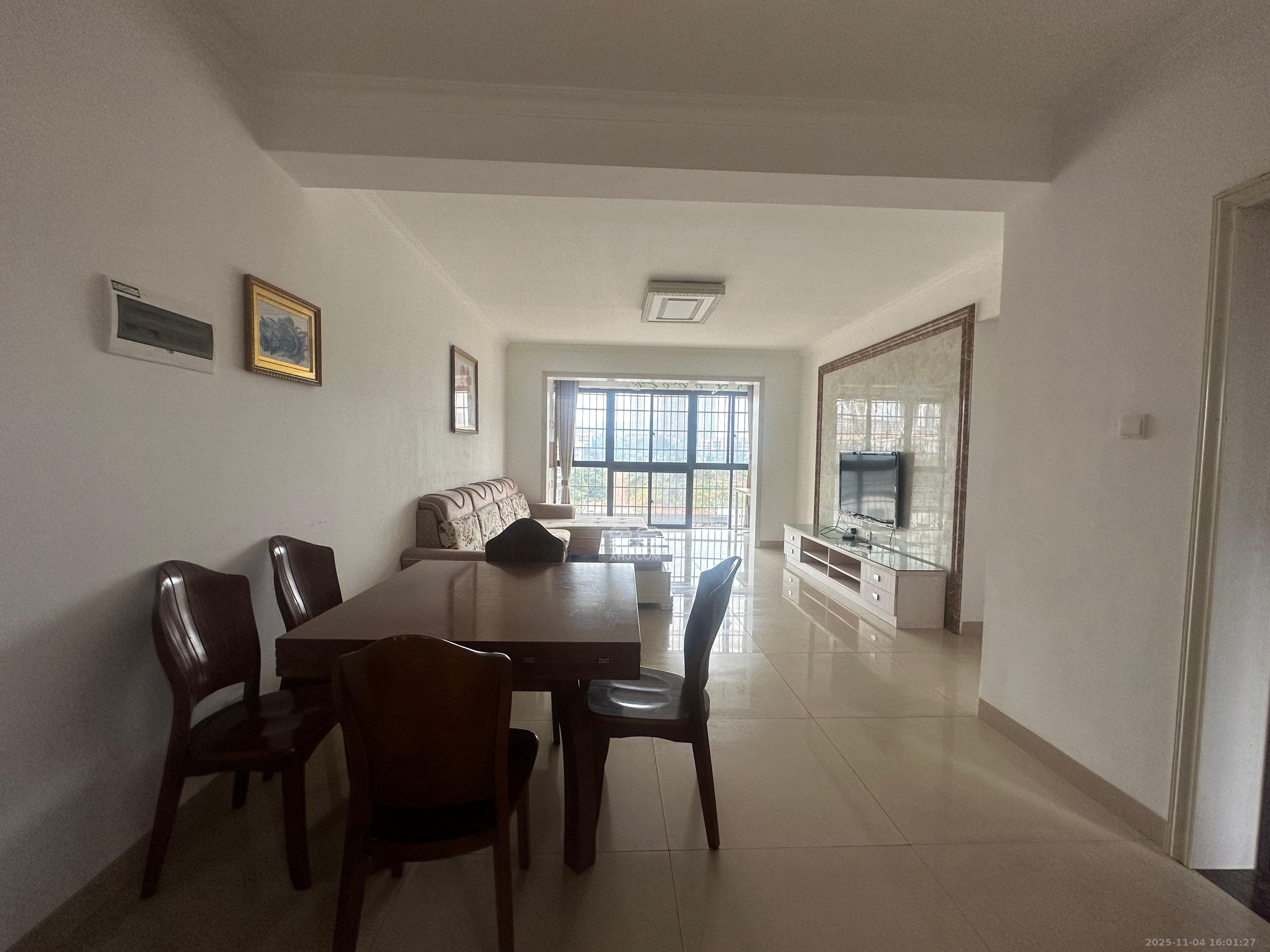 星城新宇莲景苑  3室1厅1卫    2700.0元/月