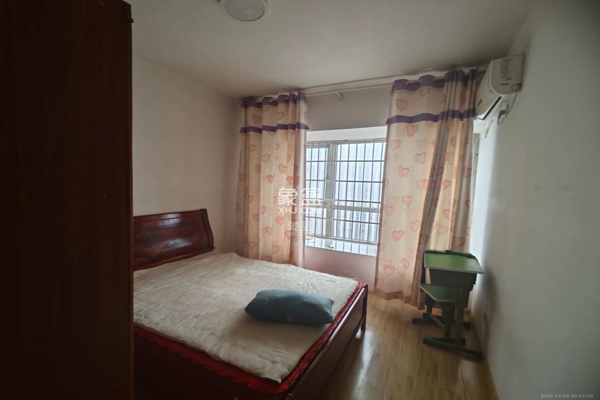 新长海广场 1室1厅1卫 1600.0元/月 新长海广场 1室1厅1卫 1600.0元/月室内图