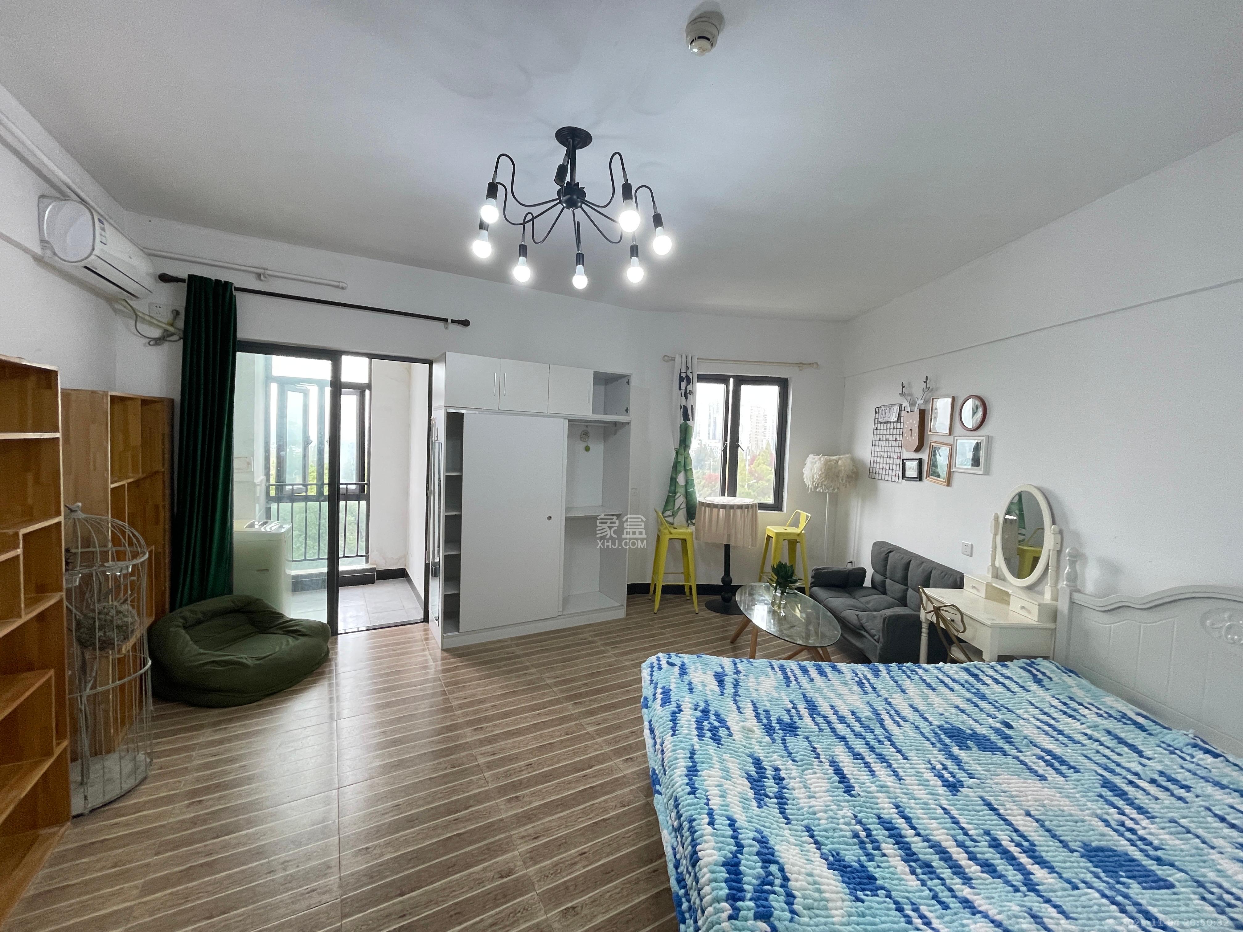 蓝光雍锦阁 1室1厅1卫 1600.0元/月 蓝光雍锦阁 1室1厅1卫 1600.0元/月室内图