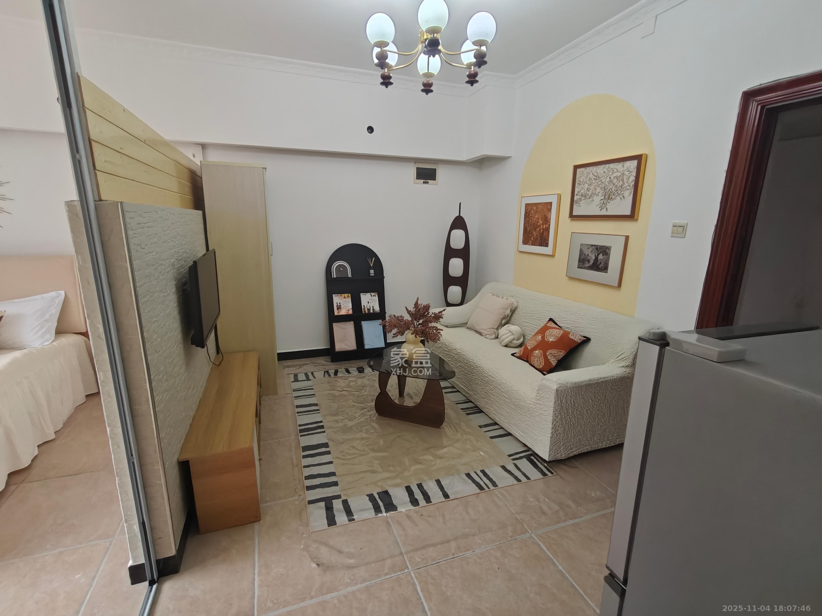 时代先锋 1室1厅1卫 1400.0元/月 时代先锋 1室1厅1卫 1400.0元/月室内图