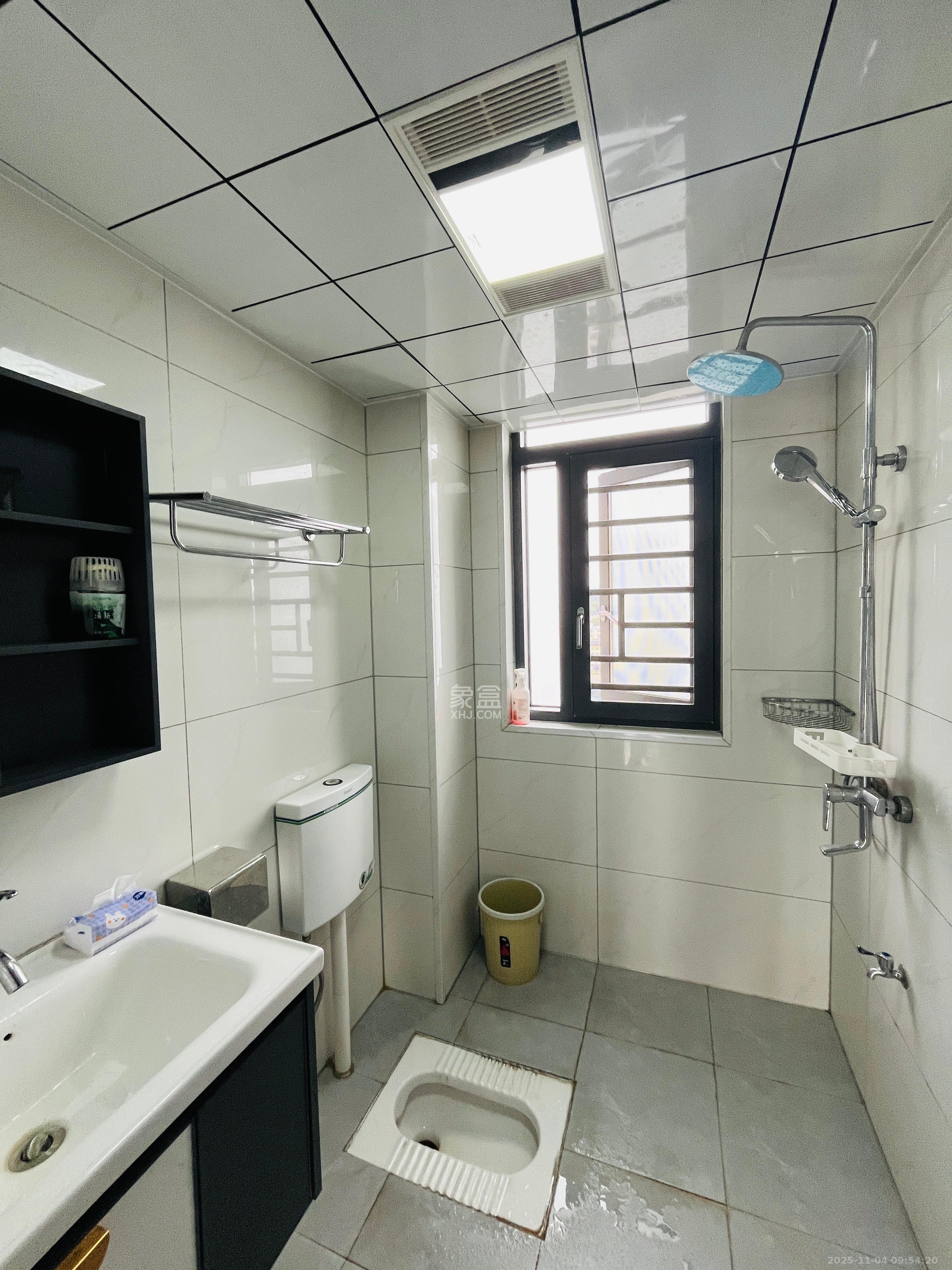 燕珑新寓 3室2厅2卫 2800.0元/月 燕珑新寓 3室2厅2卫 2800.0元/月室内图