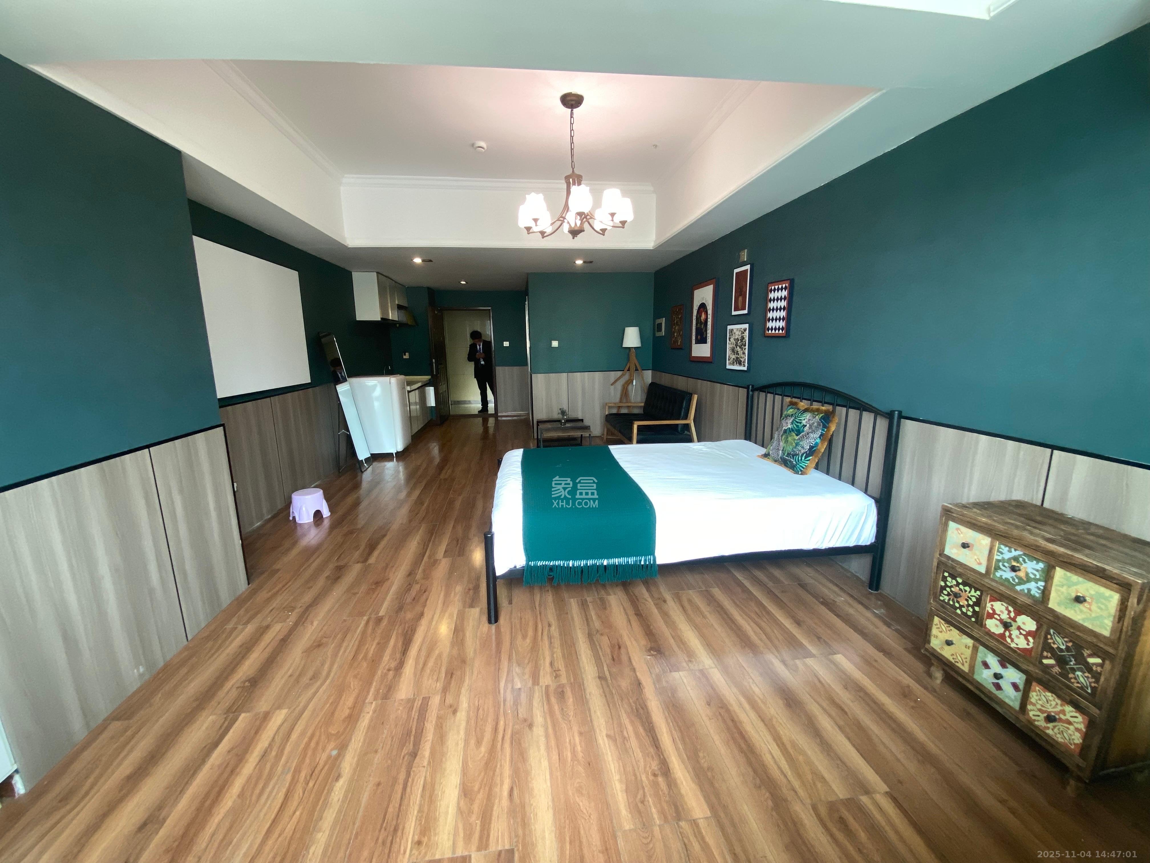 上城星座  1室1厅1卫    1700.0元/月室内图