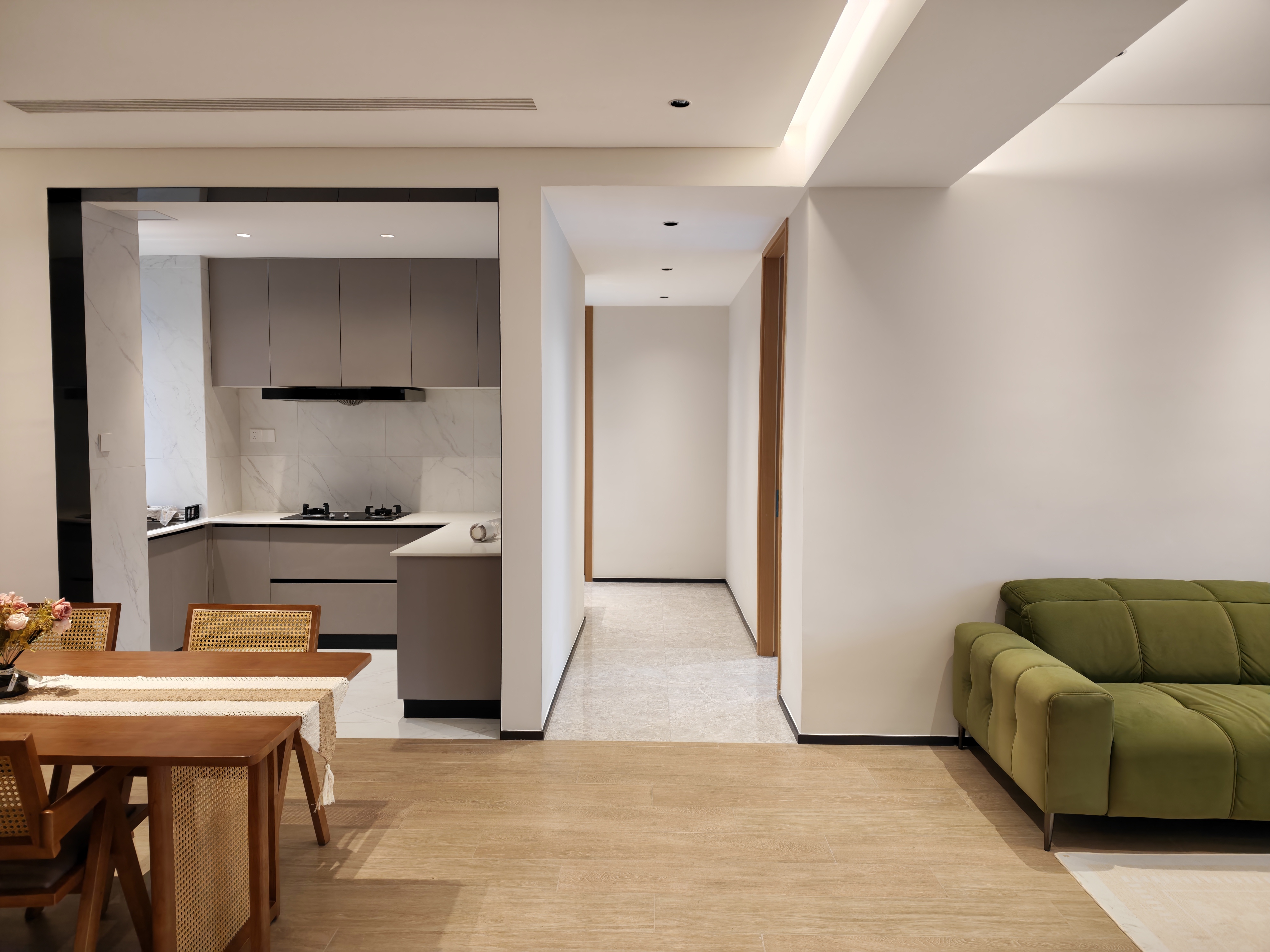 罗牛山璞域  3室2厅2卫    5500.0元/月