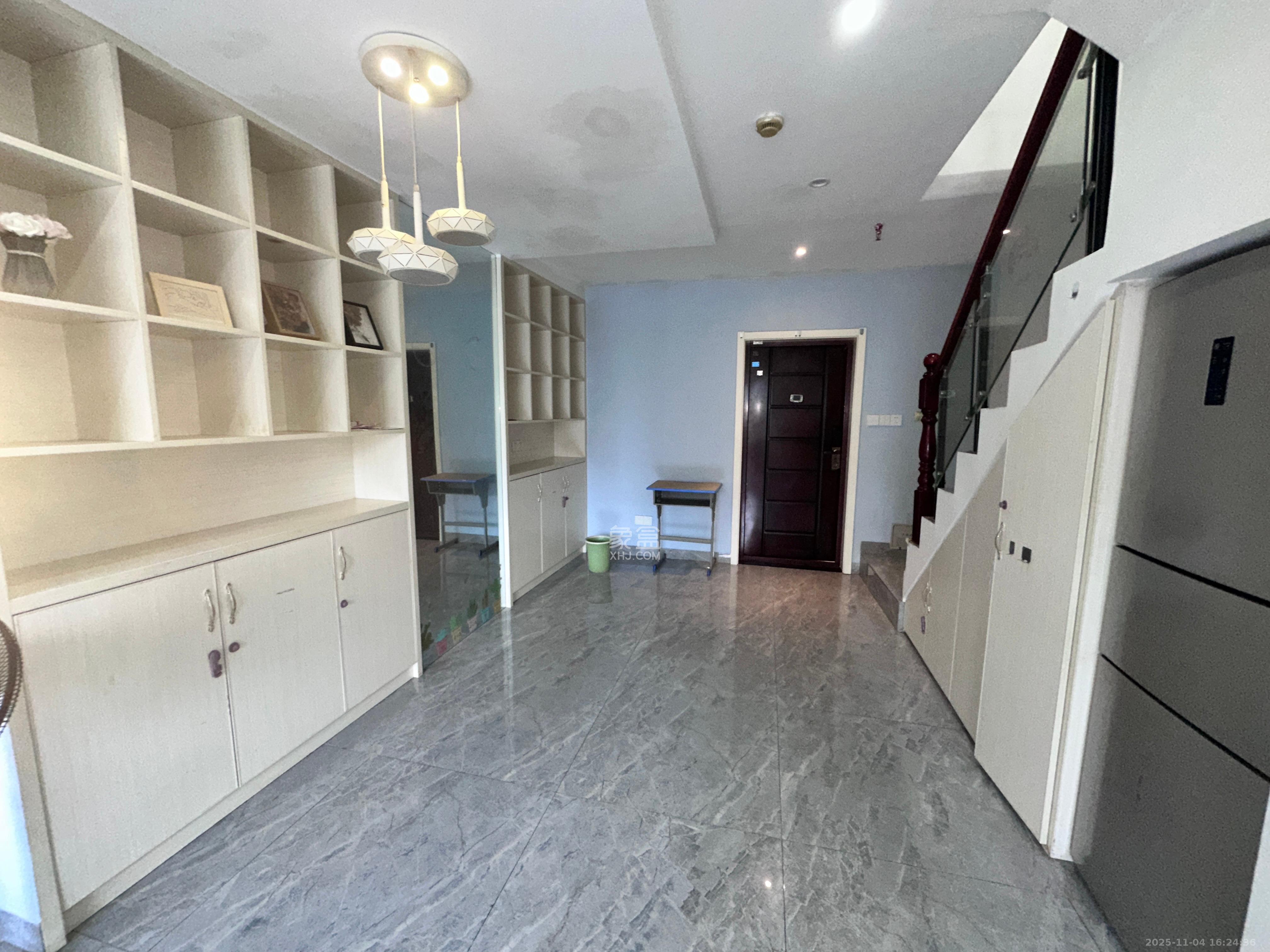 宏聚地中海 2室1厅1卫 1800.0元/月 宏聚地中海 2室1厅1卫 1800.0元/月室内图