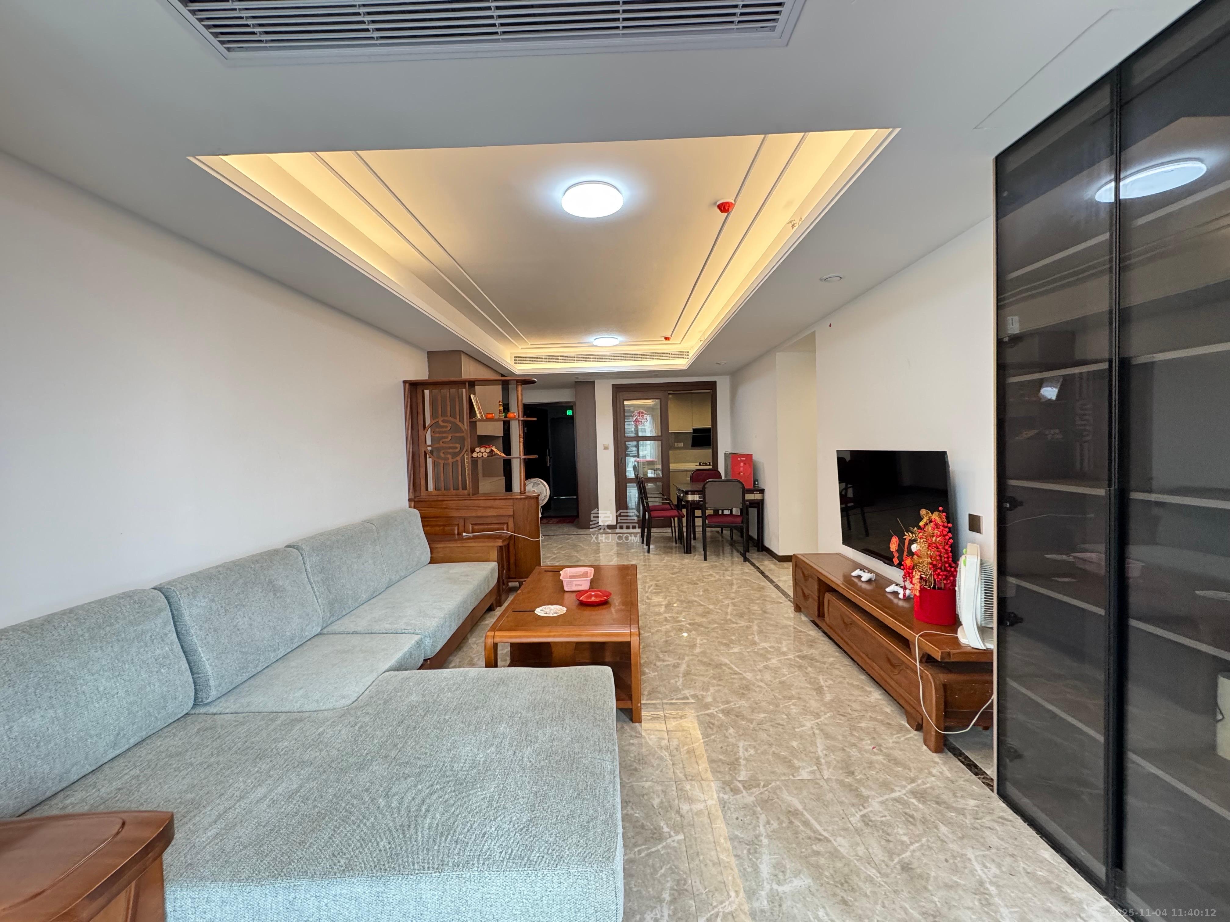 绿地长沙城际空间站（柏仕佳苑）  3室2厅1卫    3300.0元/月室内图