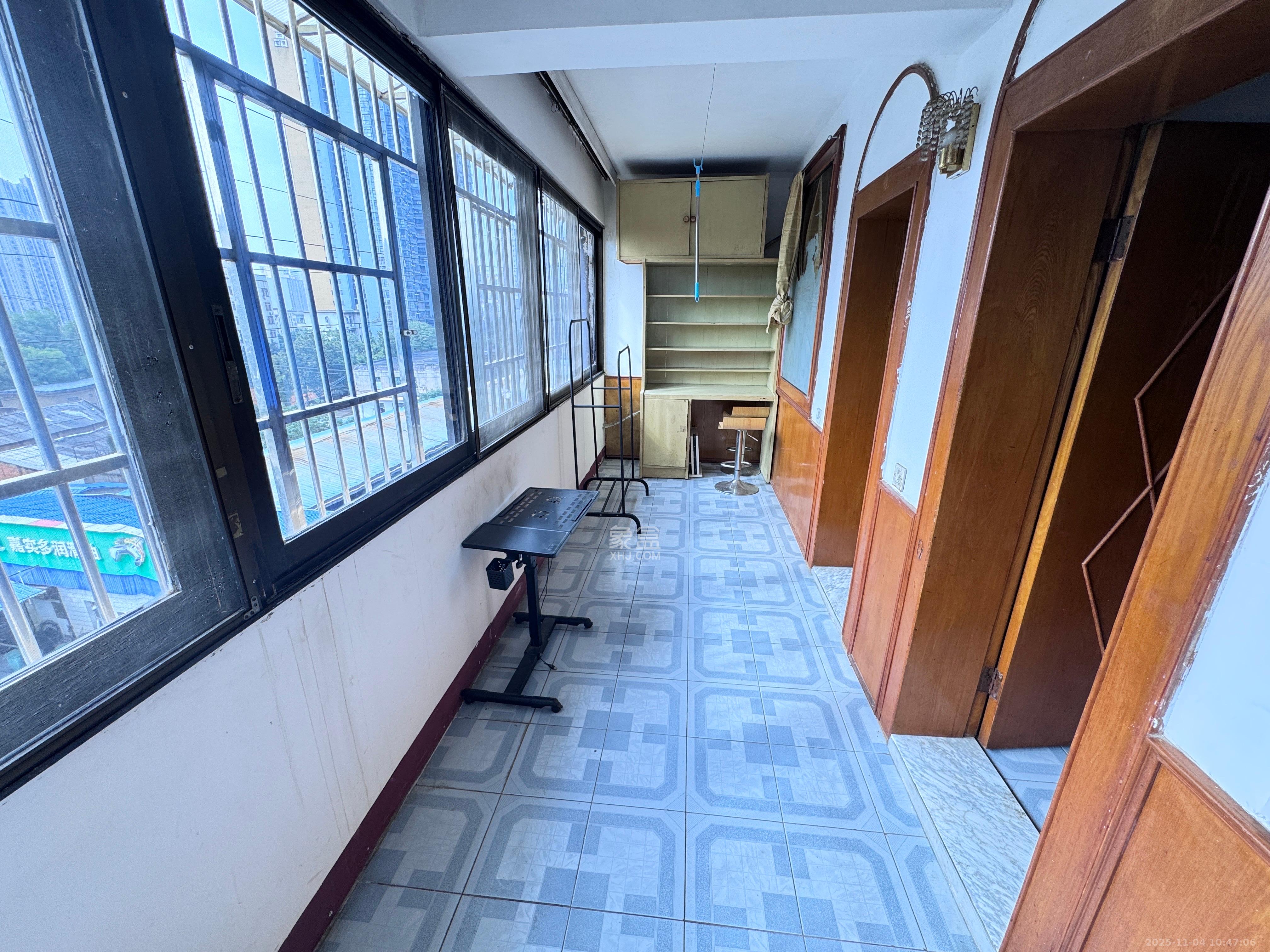 嘉诚小区 2室1厅1卫 1500.0元/月 嘉诚小区 2室1厅1卫 1500.0元/月室内图