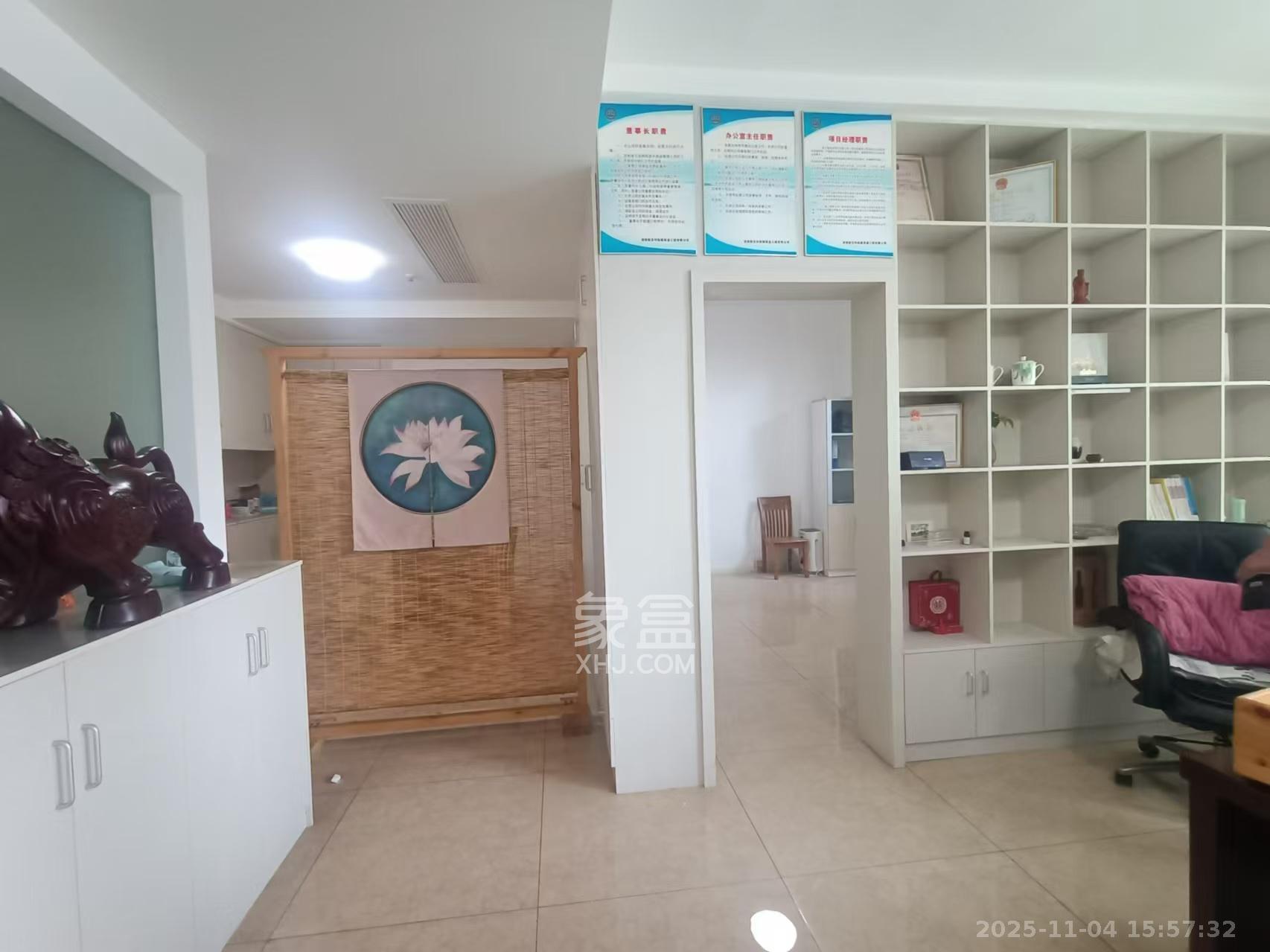 麦芒国际(金恒雅苑) 3室2厅3卫 3100.0元/月 麦芒国际(金恒雅苑) 3室2厅3卫 3100.0元/月室内图