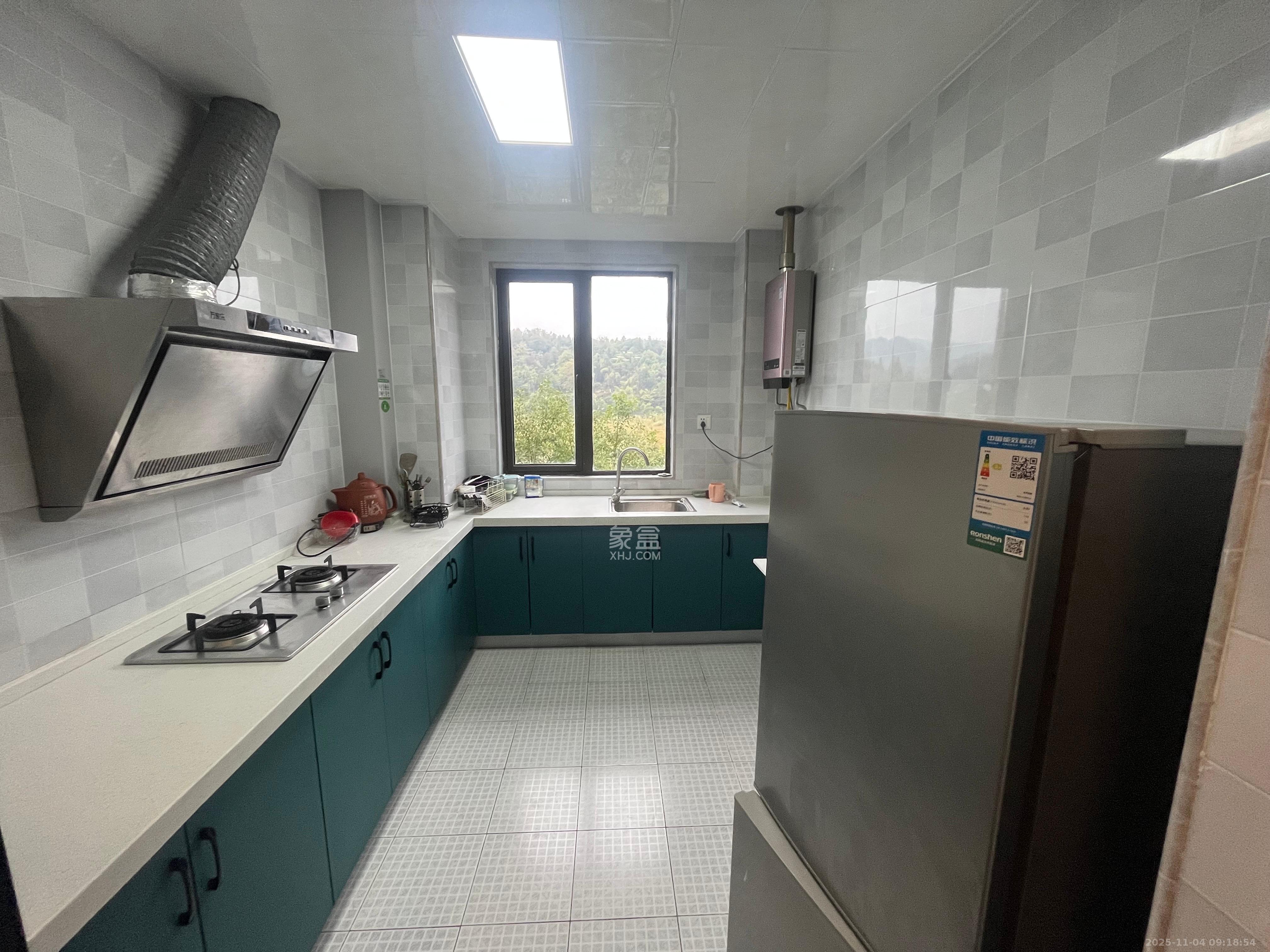 奥克斯缔壹城 4室2厅2卫 3600.0元/月 奥克斯缔壹城 4室2厅2卫 3600.0元/月室内图