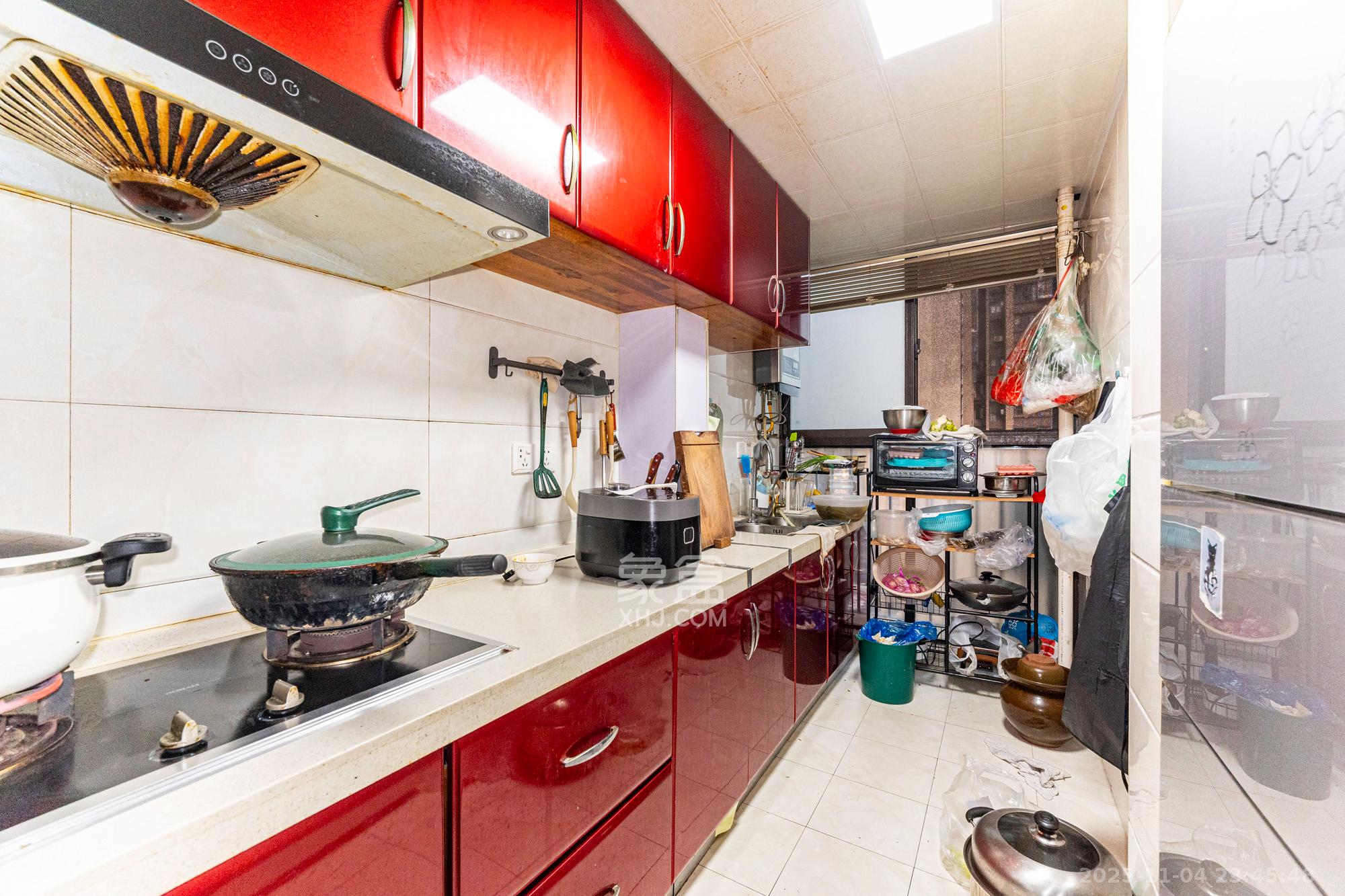 华润凤凰城三期  2室2厅1卫    63.8万厨房