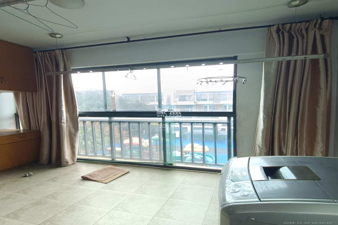 卓越蔚蓝海岸一期 2室2厅1卫 2100.0元/月 卓越蔚蓝海岸一期 2室2厅1卫 2100.0元/月室内图