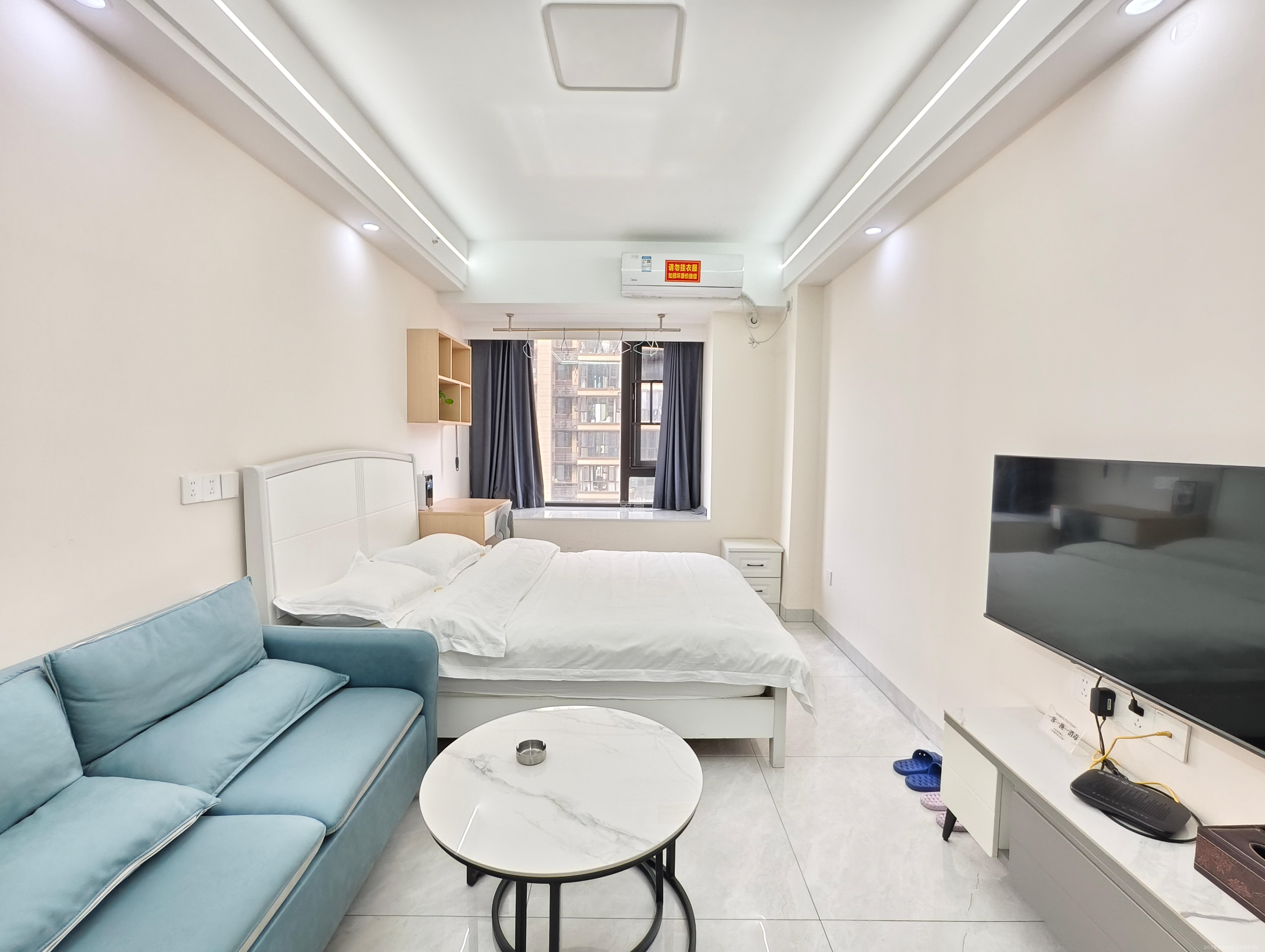 保利海德公园  1室1厅1卫    1700.0元/月