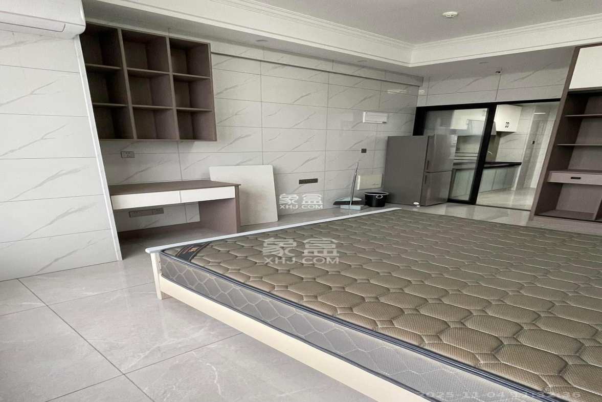 梅溪湖家居建材城 1室1厅1卫 1400.0元/月 梅溪湖家居建材城 1室1厅1卫 1400.0元/月室内图