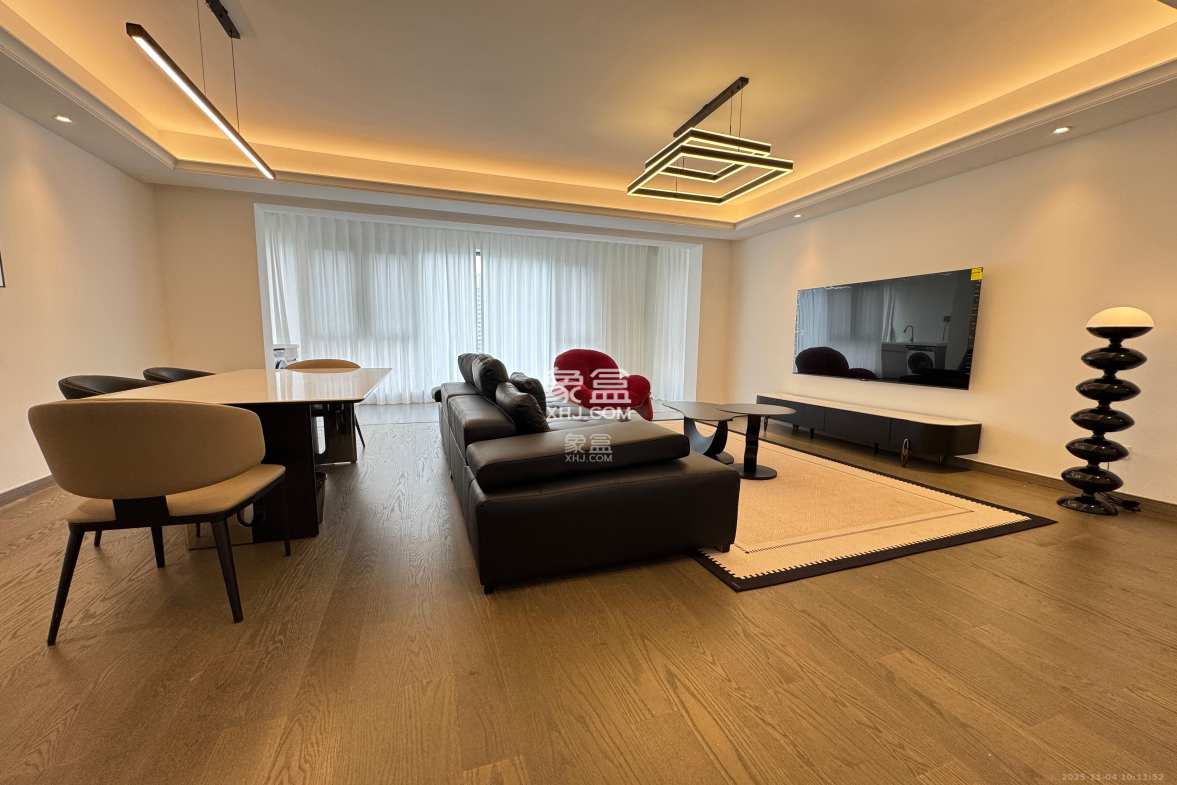 新力铂园(江山云著) 4室1厅2卫 6000.0元/月 新力铂园(江山云著) 4室1厅2卫 6000.0元/月室内图