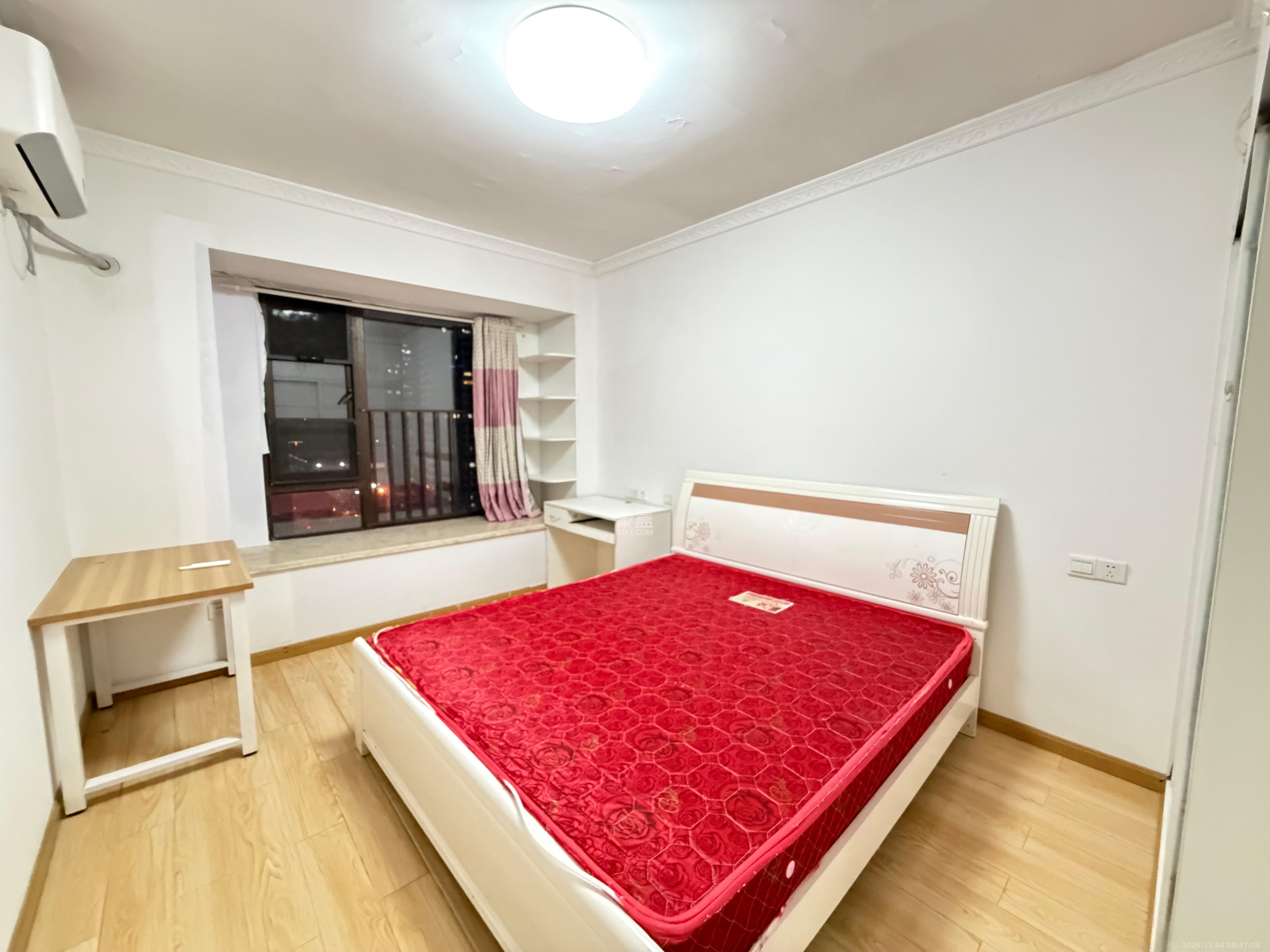 华润凤凰城三期 2室2厅1卫 1900.0元/月 华润凤凰城三期 2室2厅1卫 1900.0元/月室内图