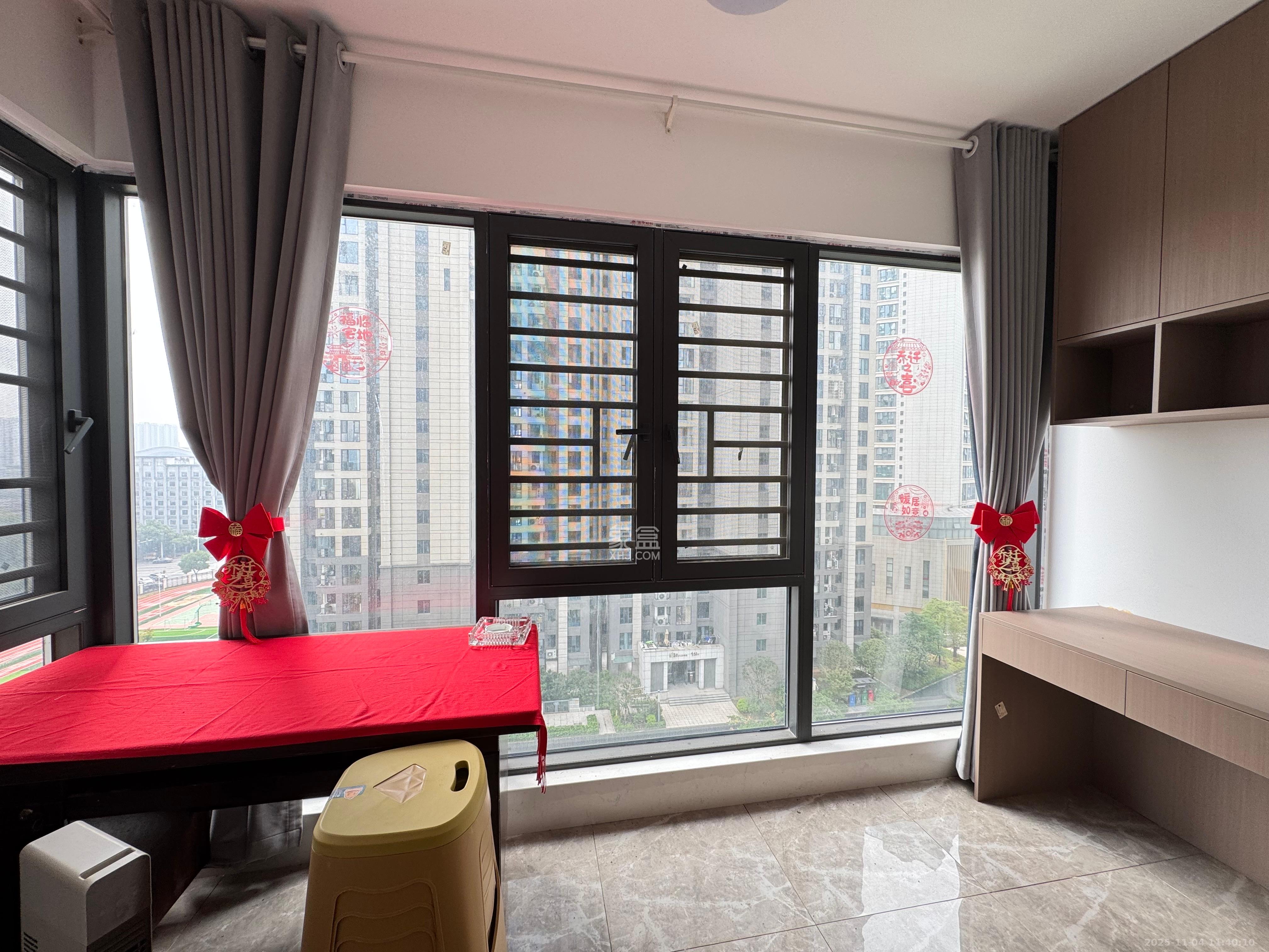 绿地长沙城际空间站（柏仕佳苑）  3室2厅1卫    3300.0元/月室内图