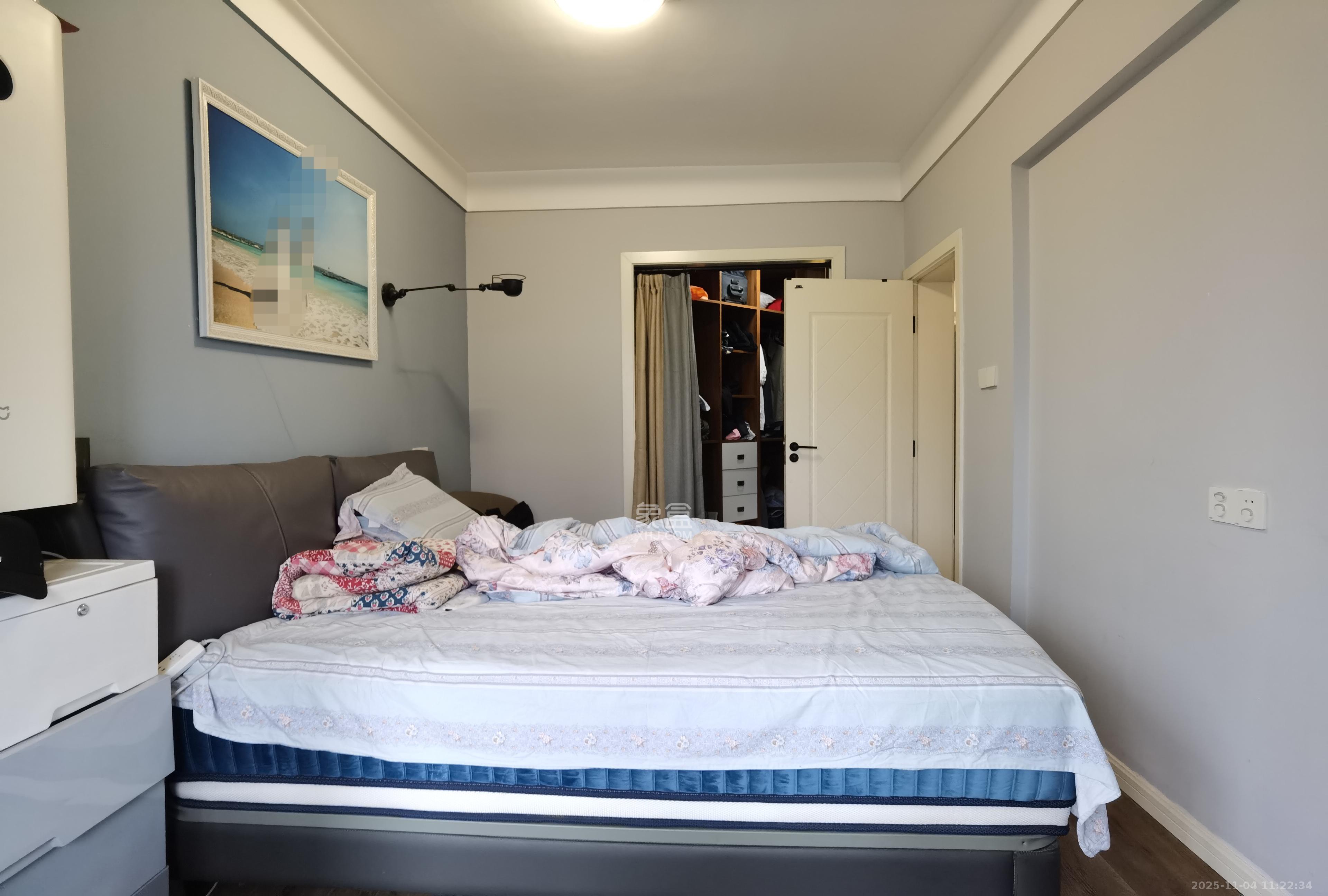 城市森林  2室2厅1卫    3200.0元/月室内图