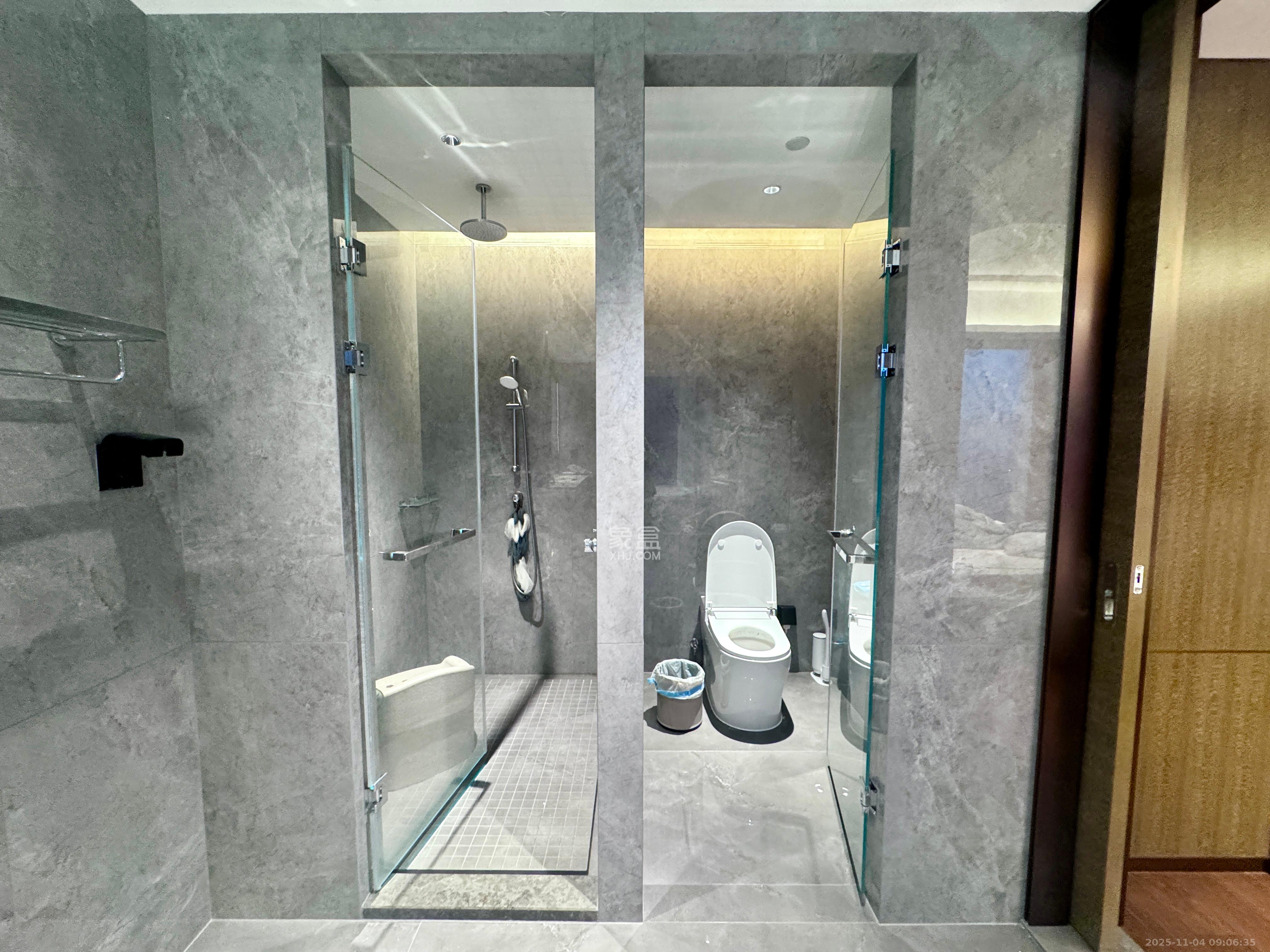 运达中央广场三期  4室2厅3卫    20000.0元/月室内图