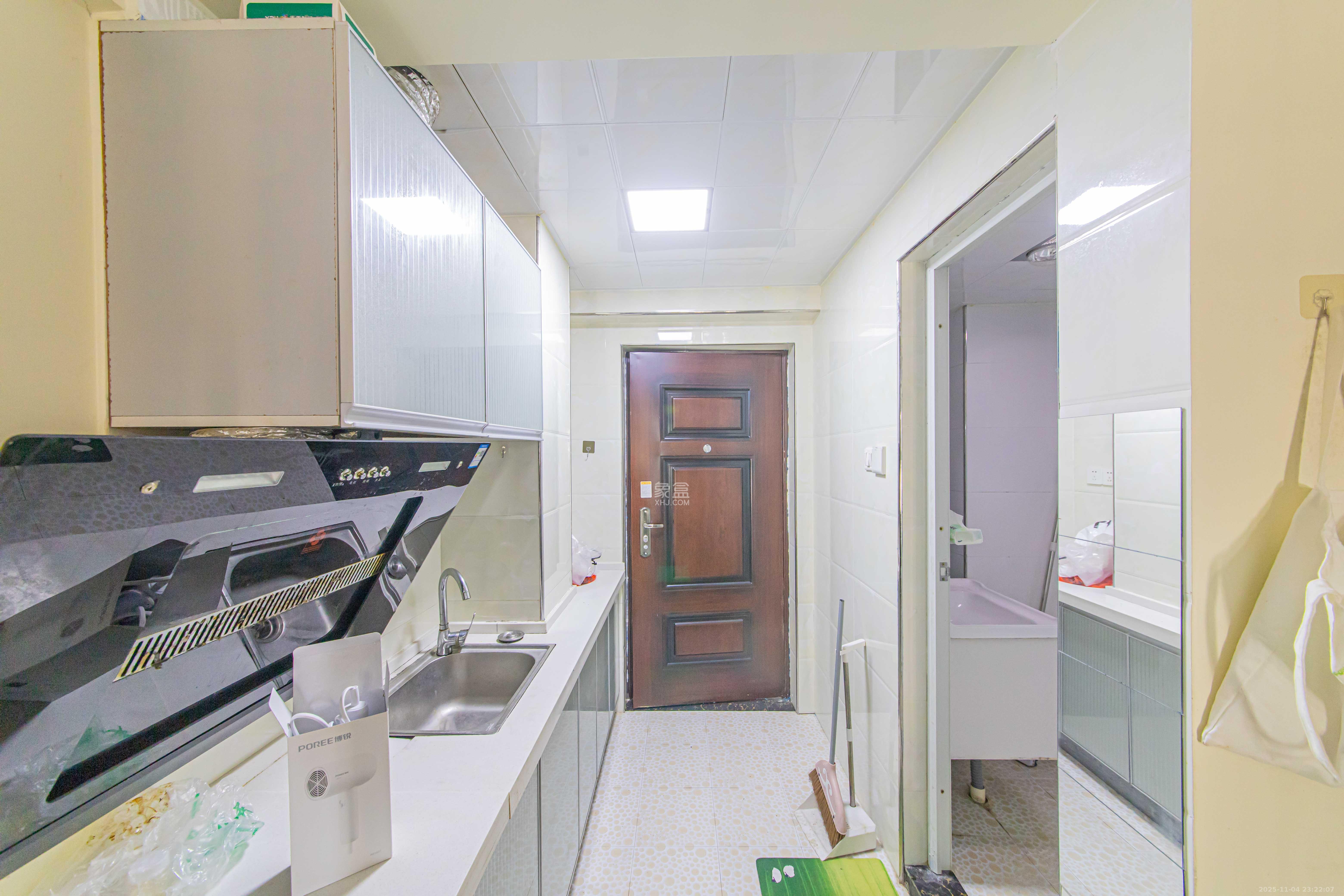 中建芙蓉嘉苑  1室1厅1卫    19.8万厨房