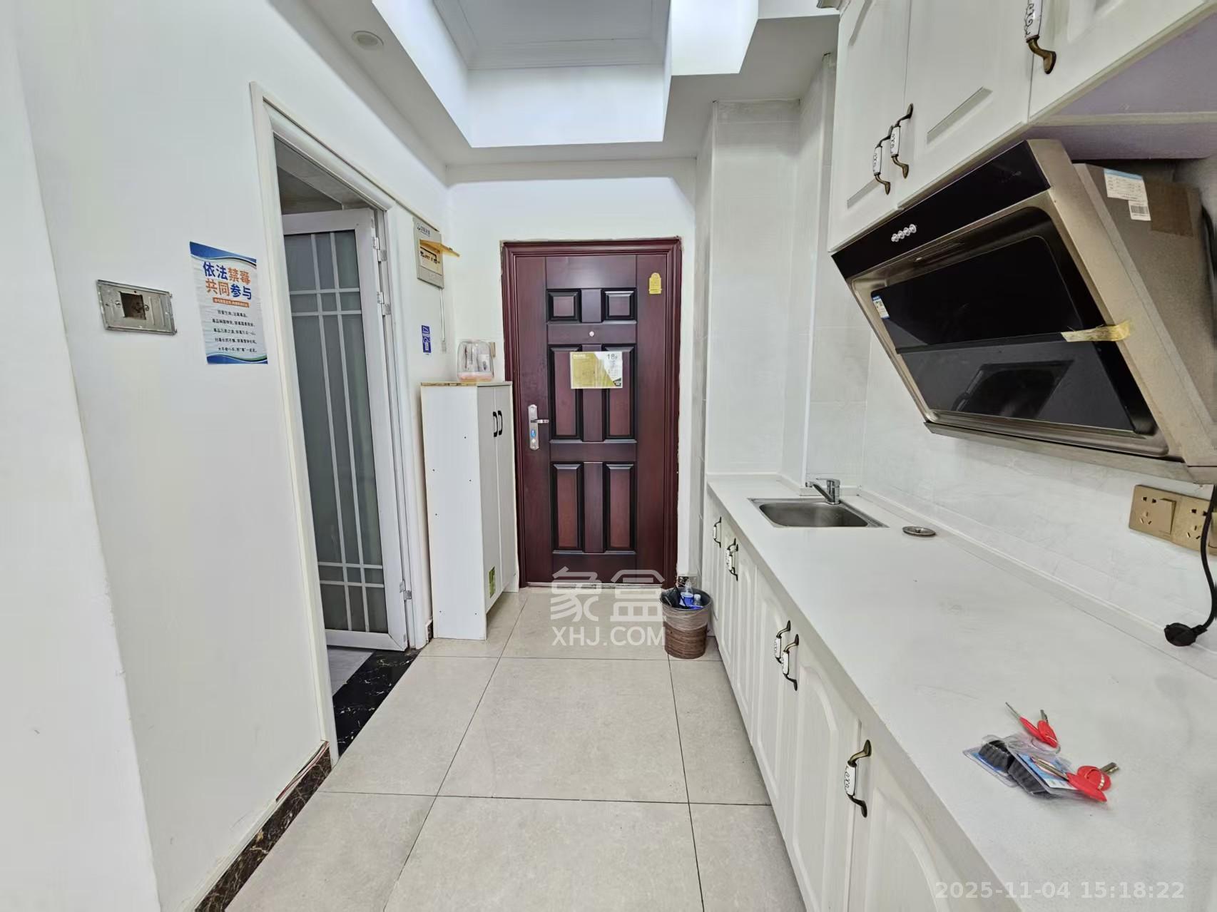 北辰三角洲E4区  1室1厅1卫    1800.0元/月室内图