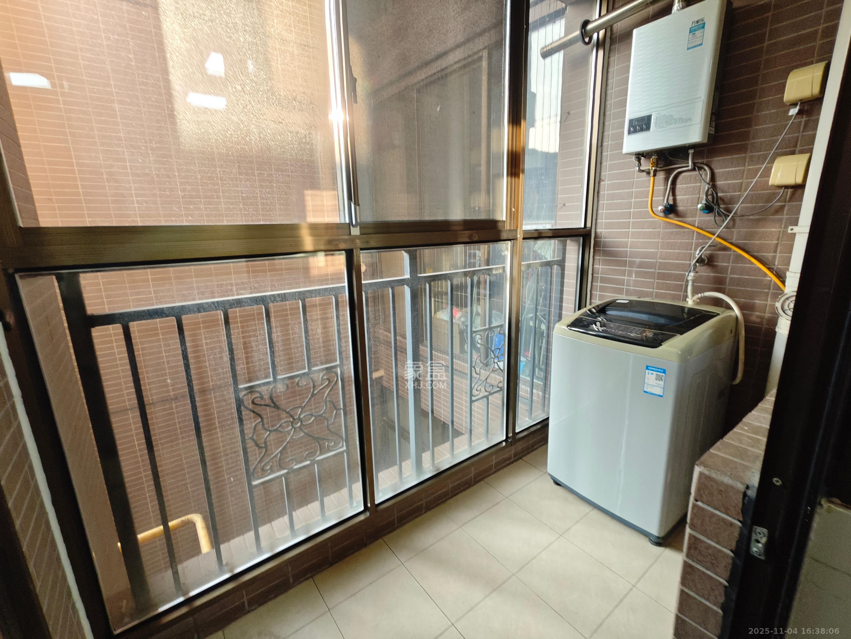 江山帝景哈佛 2室2厅1卫 1600.0元/月 江山帝景哈佛 2室2厅1卫 1600.0元/月室内图