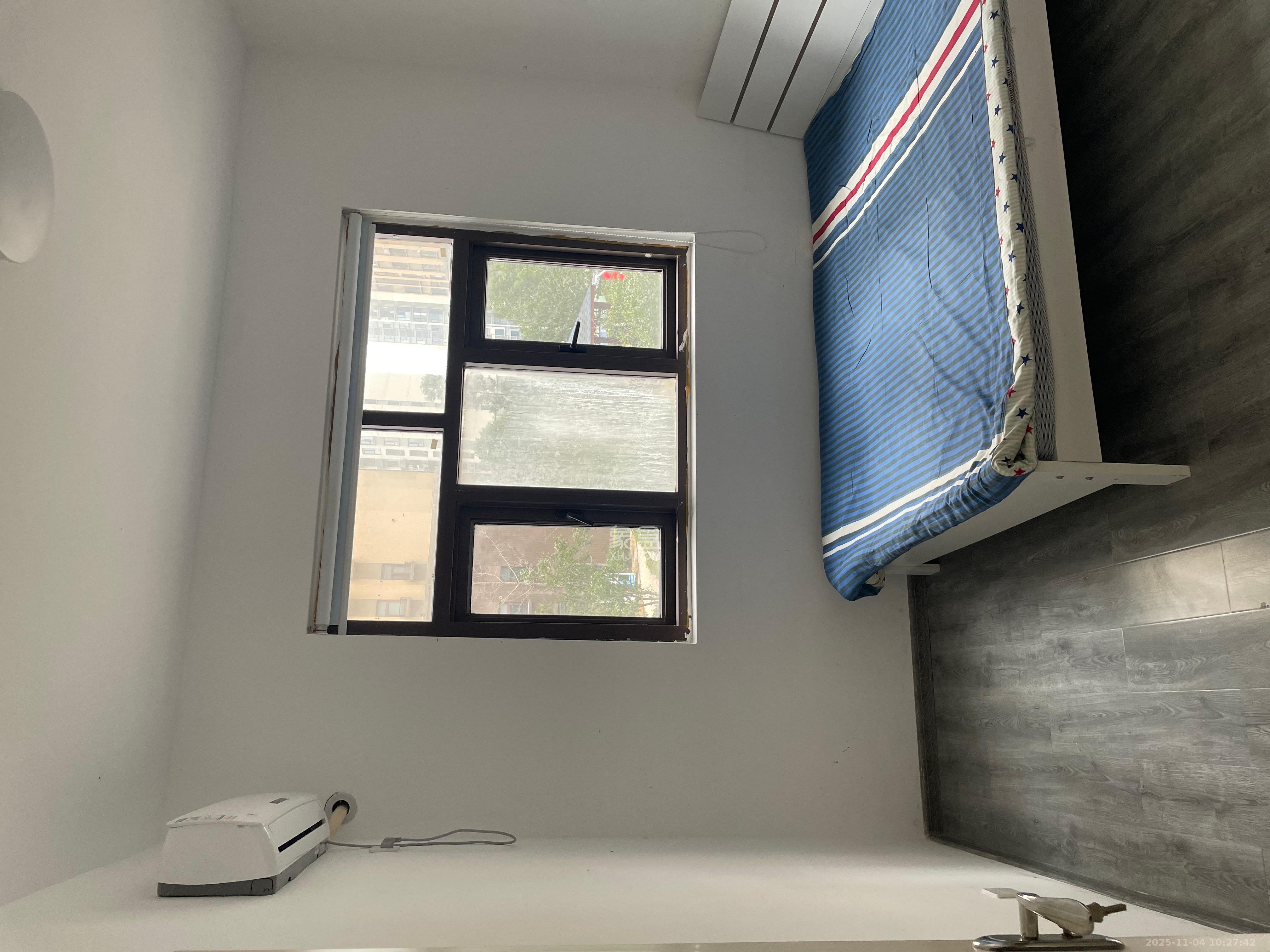 盛景谷山里  2室1厅1卫    1600.0元/月室内图