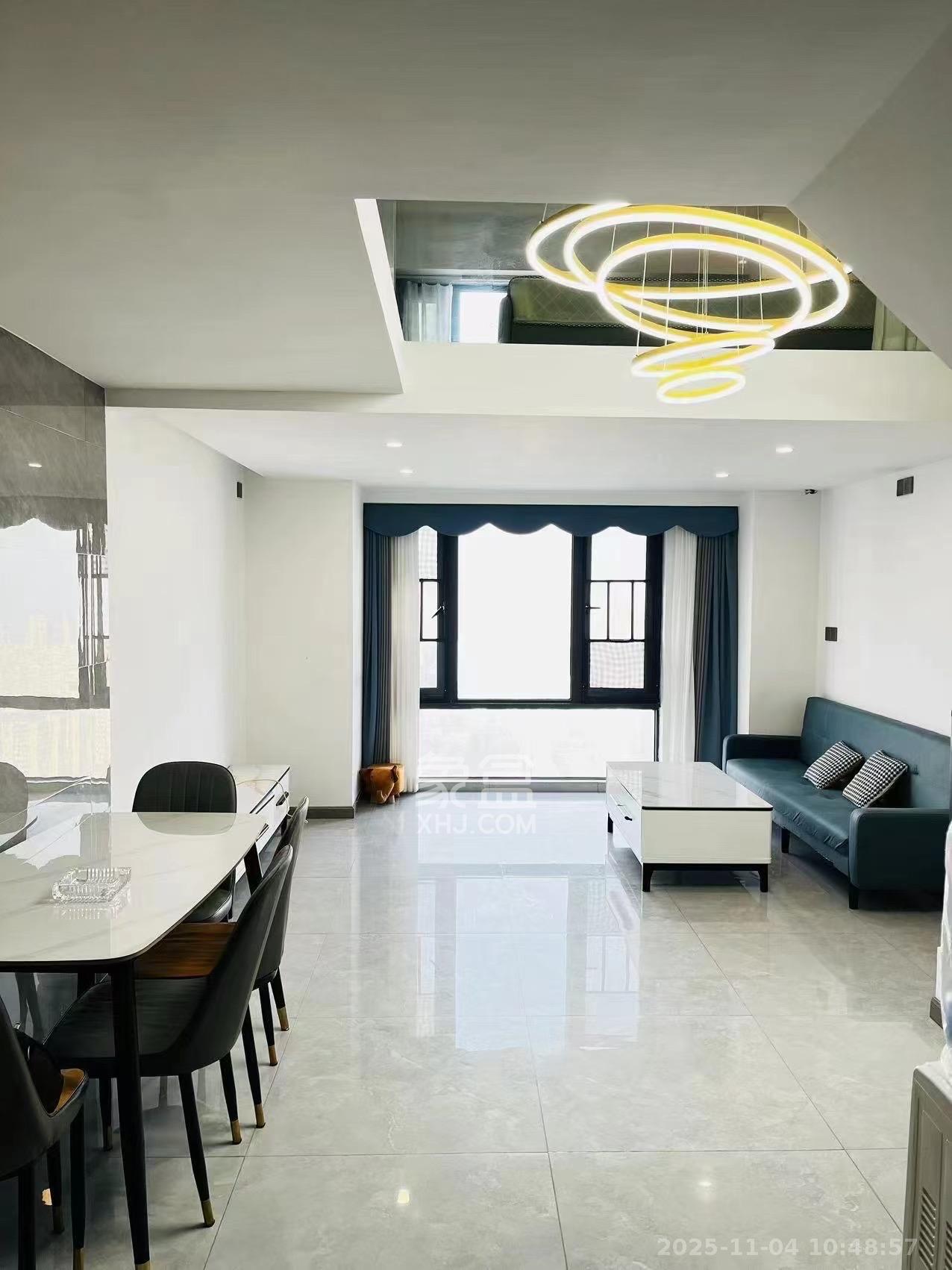 启迪协信中心  2室1厅1卫    2400.0元/月室内图1