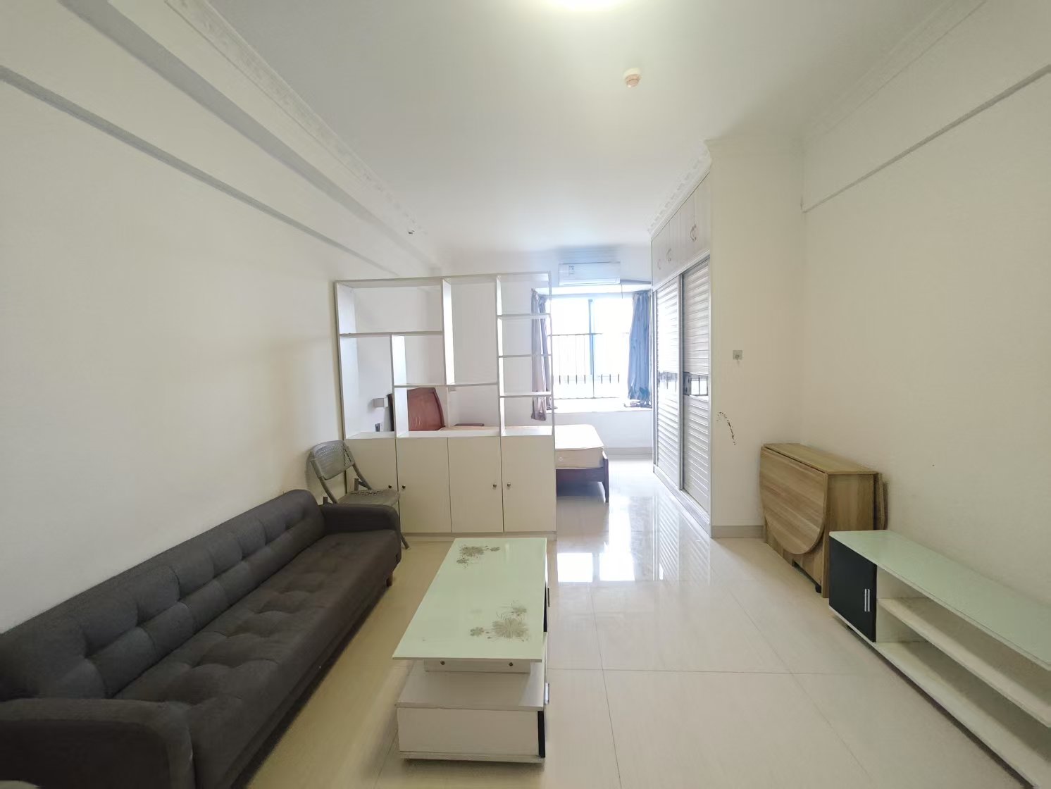 佳源罗马都市  1室1厅1卫    1200.0元/月