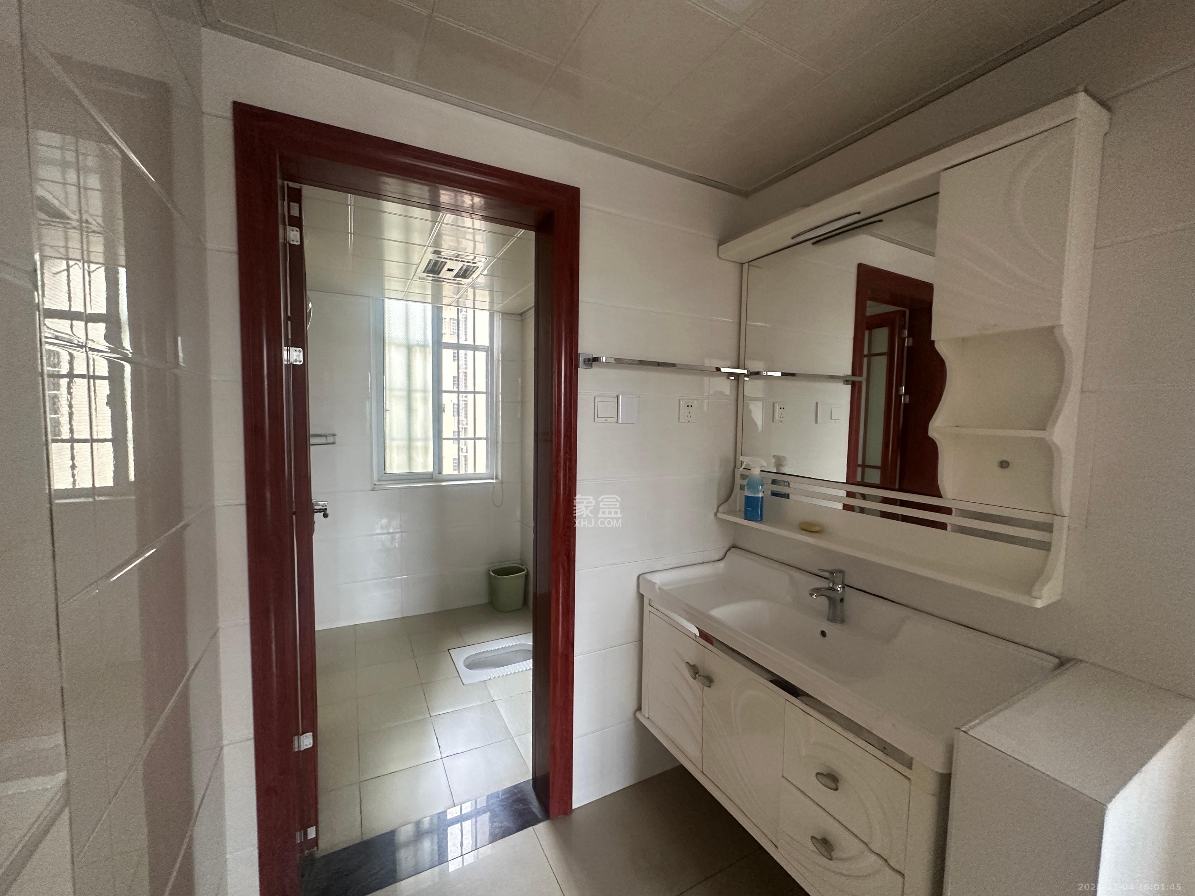 星城新宇莲景苑  3室1厅1卫    2700.0元/月室内图