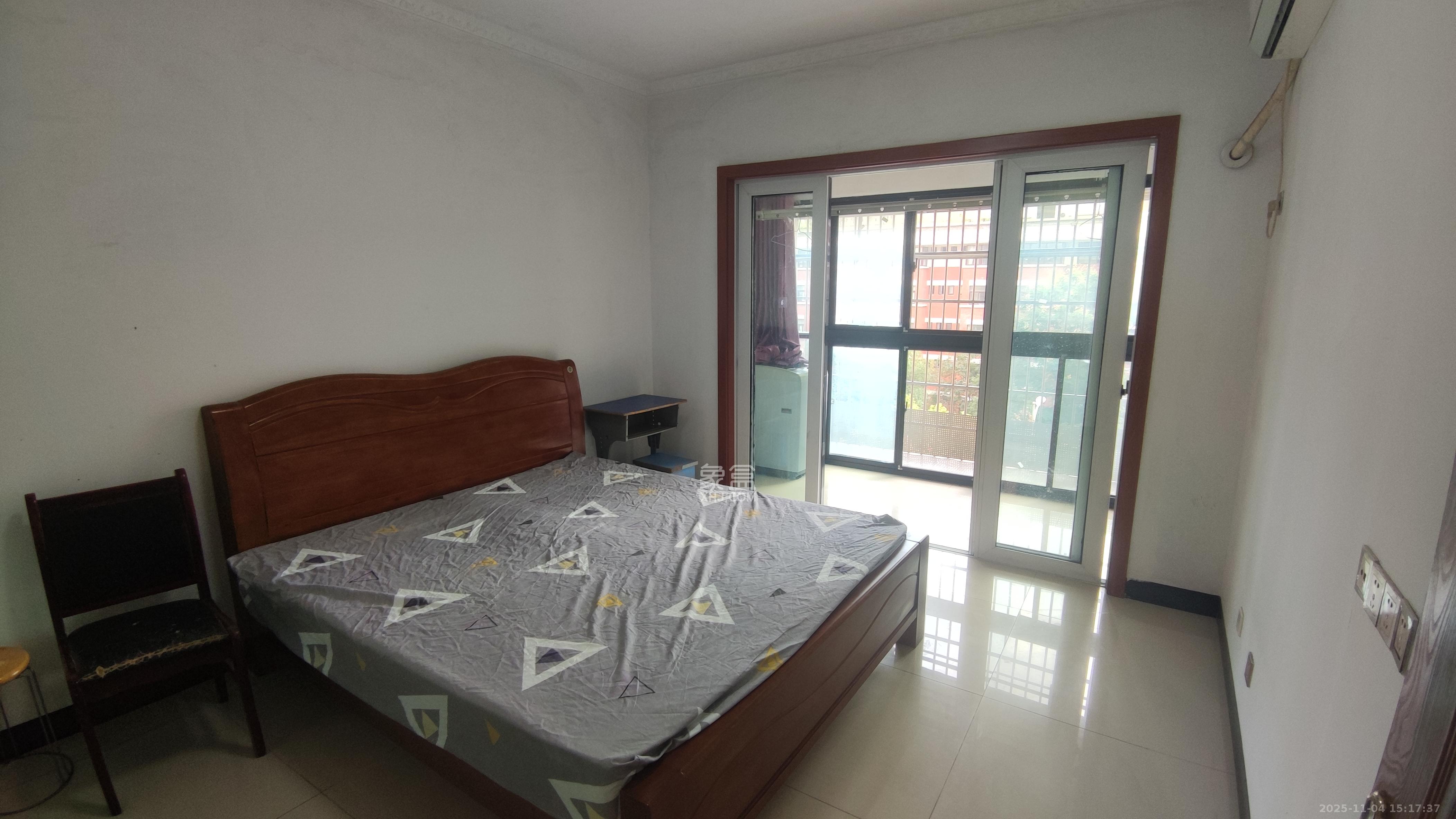 家和苑(原梅溪湖保障性住房一期) 3室1厅1卫 2400.0元/月 家和苑(原梅溪湖保障性住房一期) 3室1厅1卫 2400.0元/月室内图