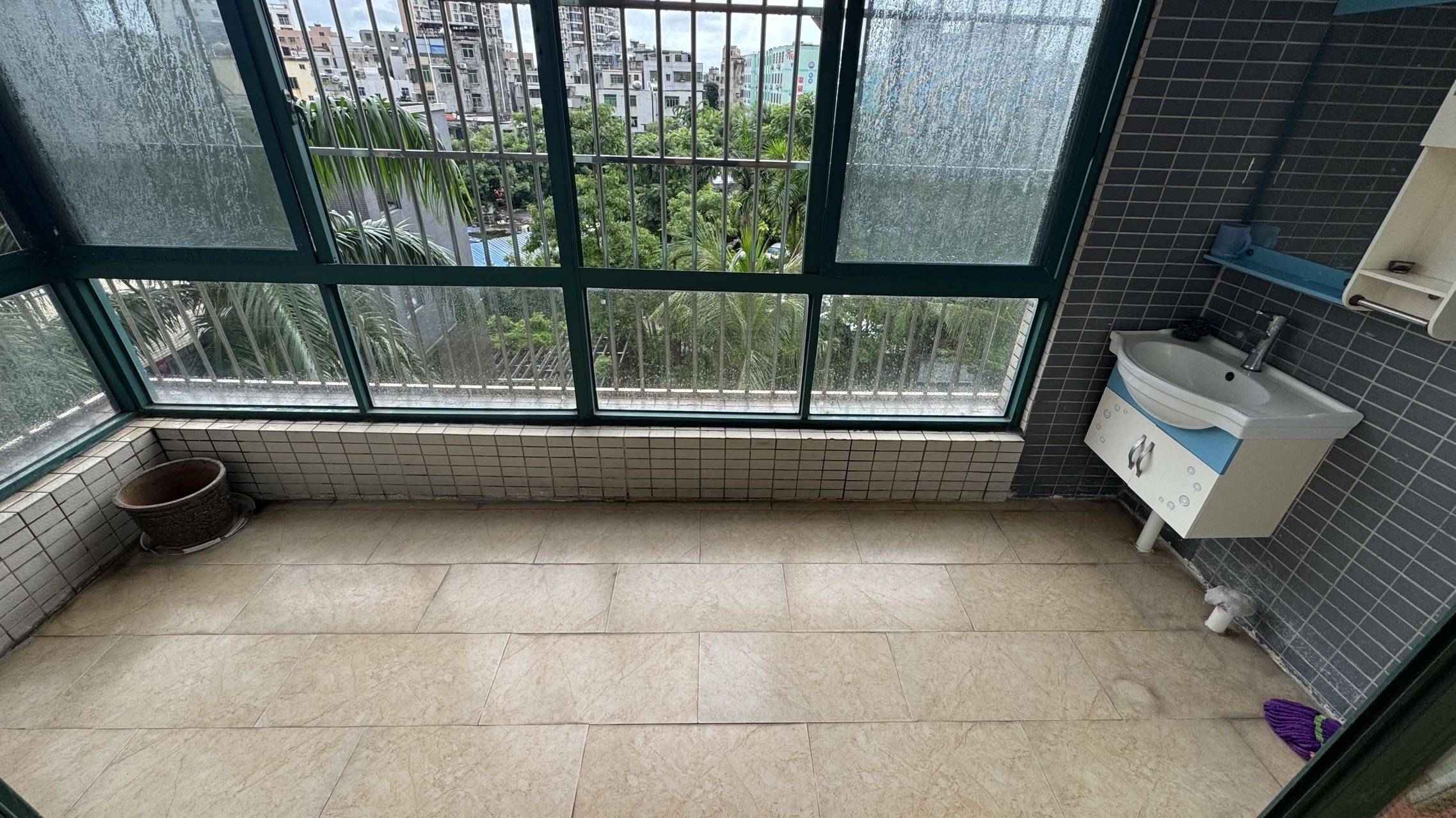 锦江丽都 3室2厅2卫 133.0万 锦江丽都 3室2厅2卫 133.0万客厅