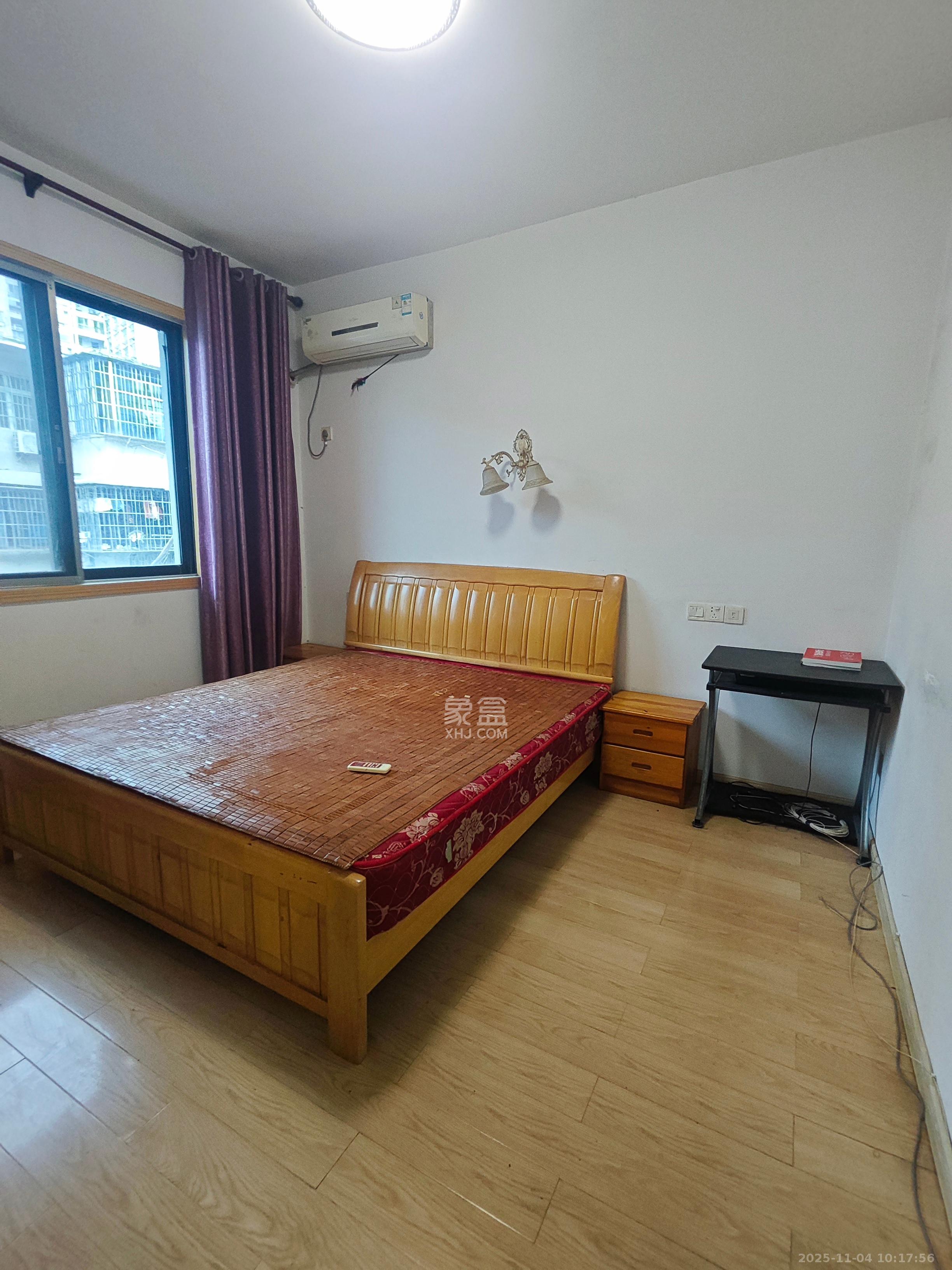 雨花大厦(云海大厦) 1室0厅0卫 1600.0元/月 雨花大厦(云海大厦) 1室0厅0卫 1600.0元/月室内图