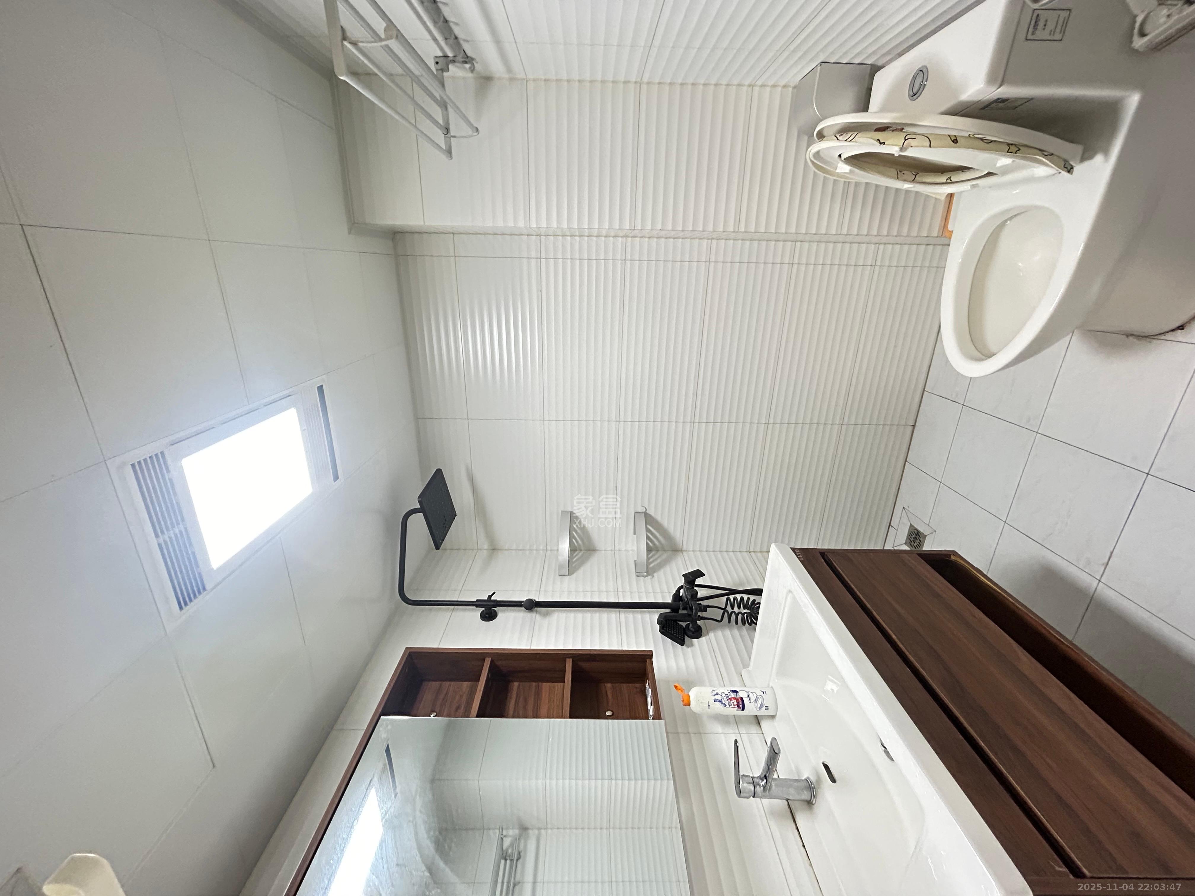 欣隆居 2室1厅1卫 2500.0元/月 欣隆居 2室1厅1卫 2500.0元/月室内图