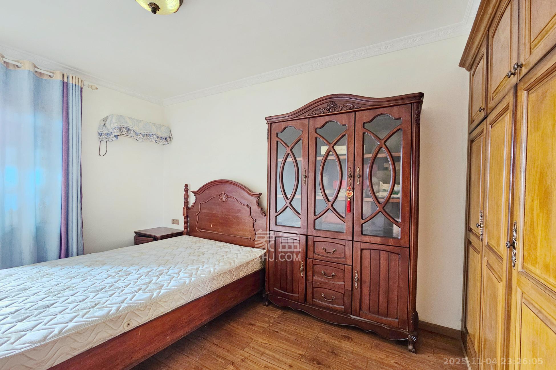 茂华国际湘  3室2厅2卫    113.0万卧室