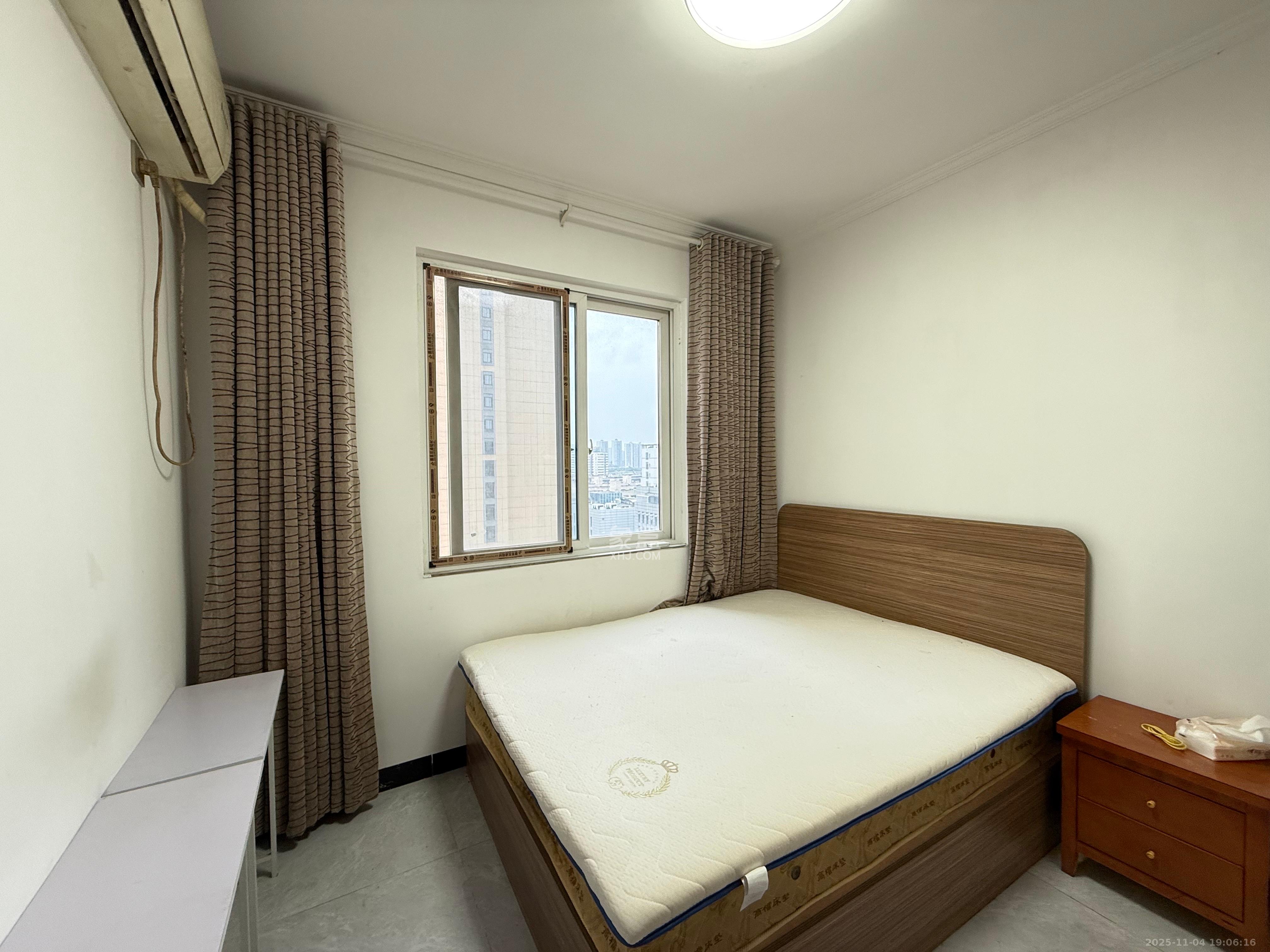 中城苑 2室2厅1卫 2200.0元/月 中城苑 2室2厅1卫 2200.0元/月室内图